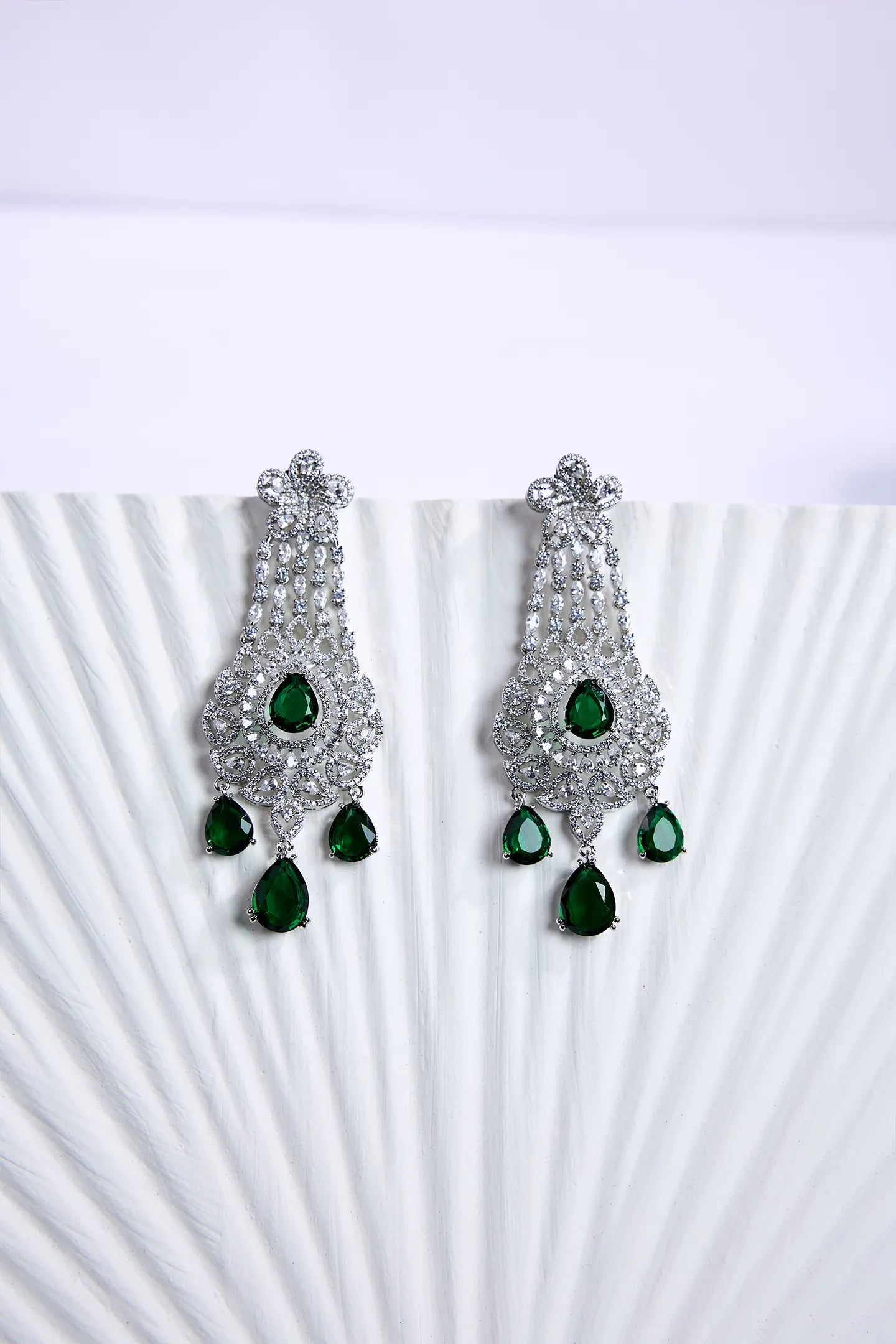 Graceful Green Elegance Earrings