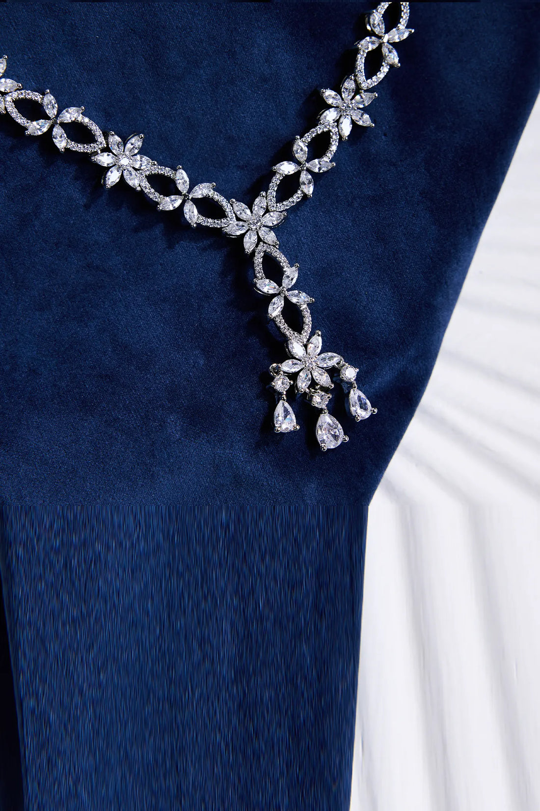 Radiant Reflection Necklace Set