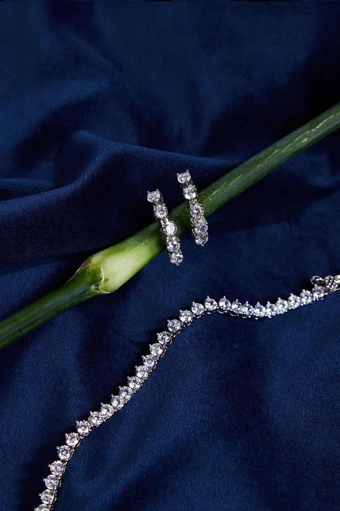 Solitaire Diamond Necklace Set