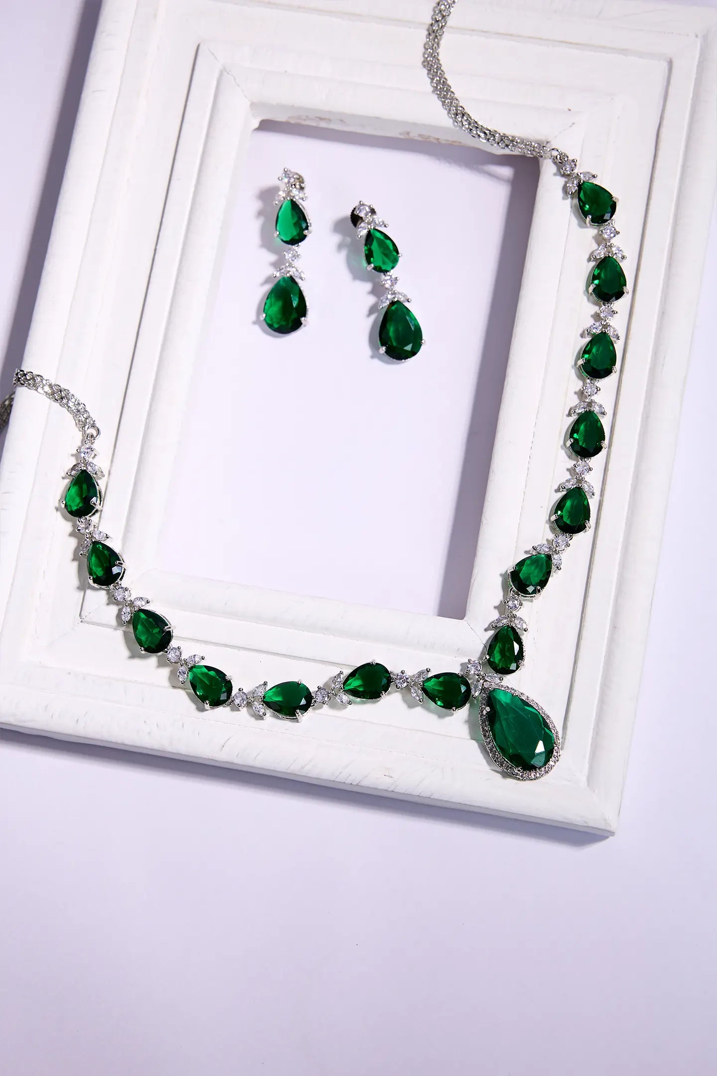 Elegant Allure Illuminate with Emerald Elegance