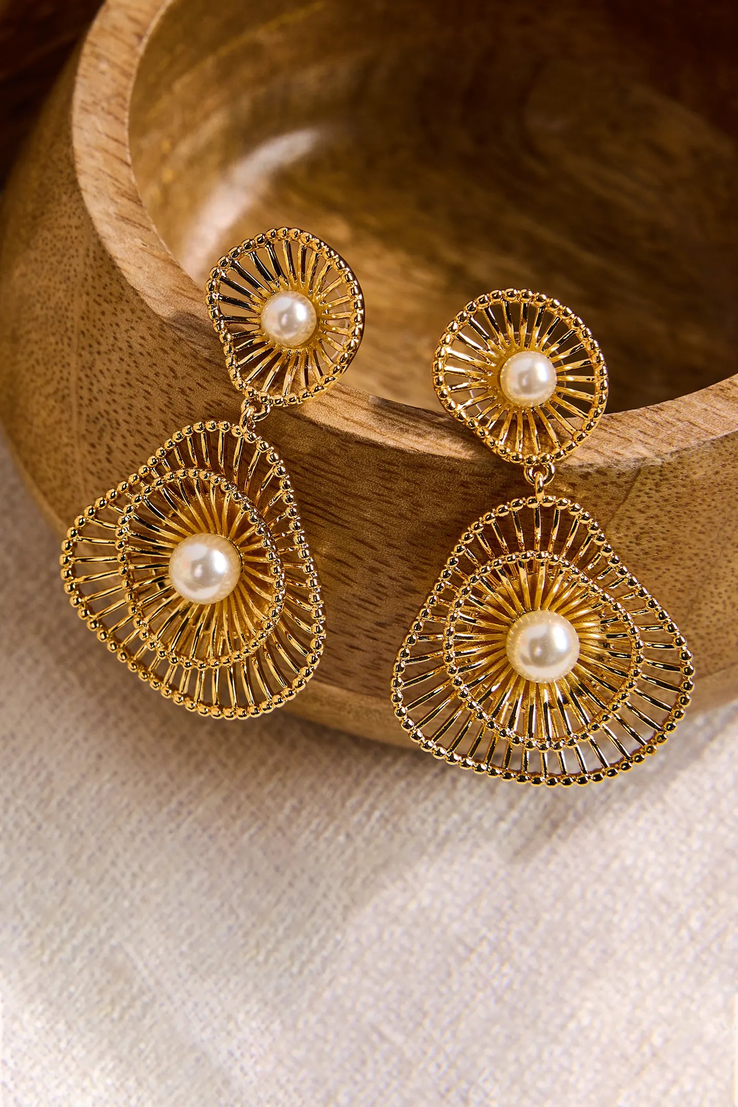 Golden Pearlescent Earrings