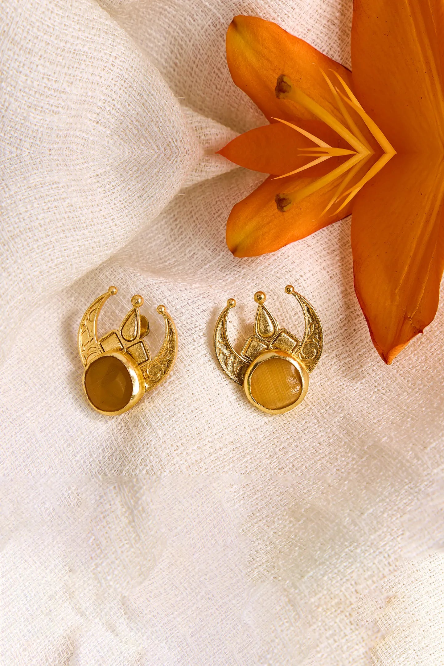 Regal Radiance Earrings