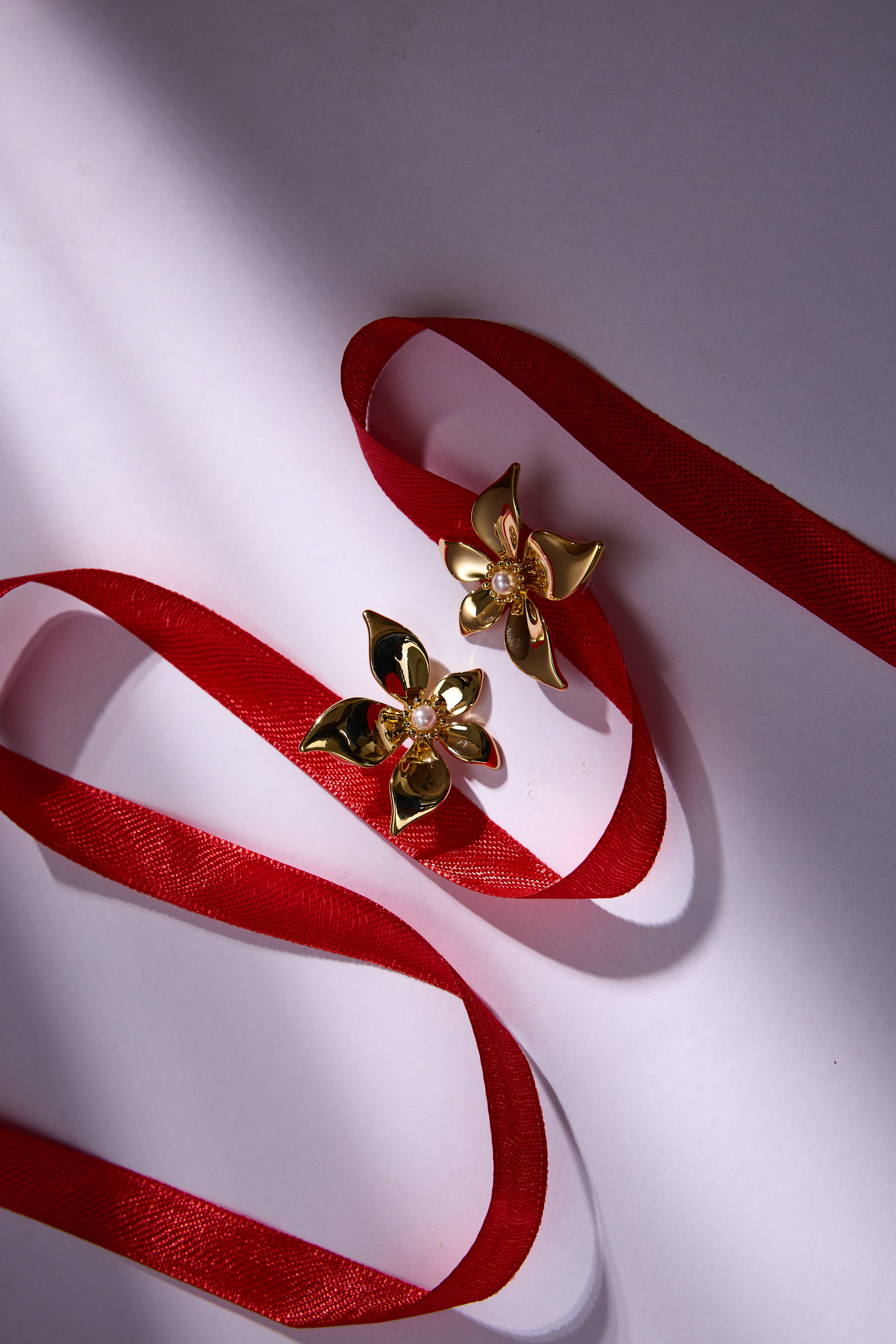 Golden Petal & Pearl Earrings