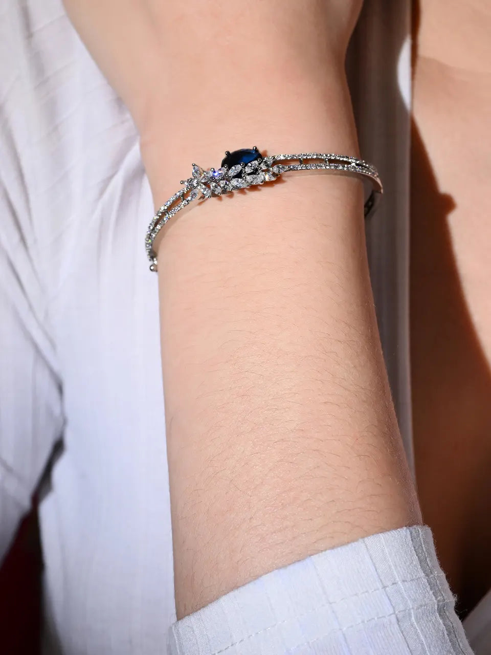 Sapphire Bloom Bracelet