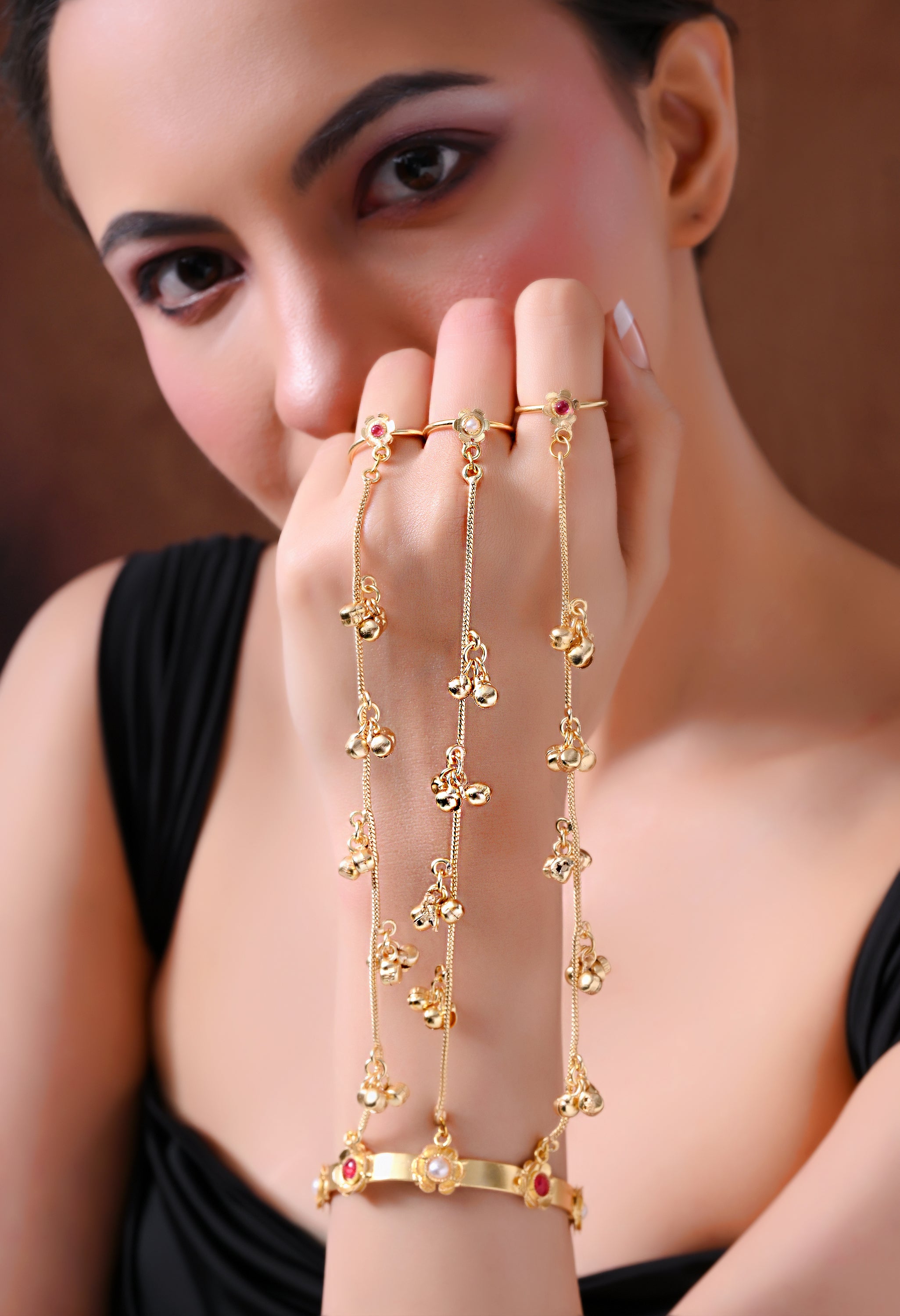 Golden Cascade Hand Harness