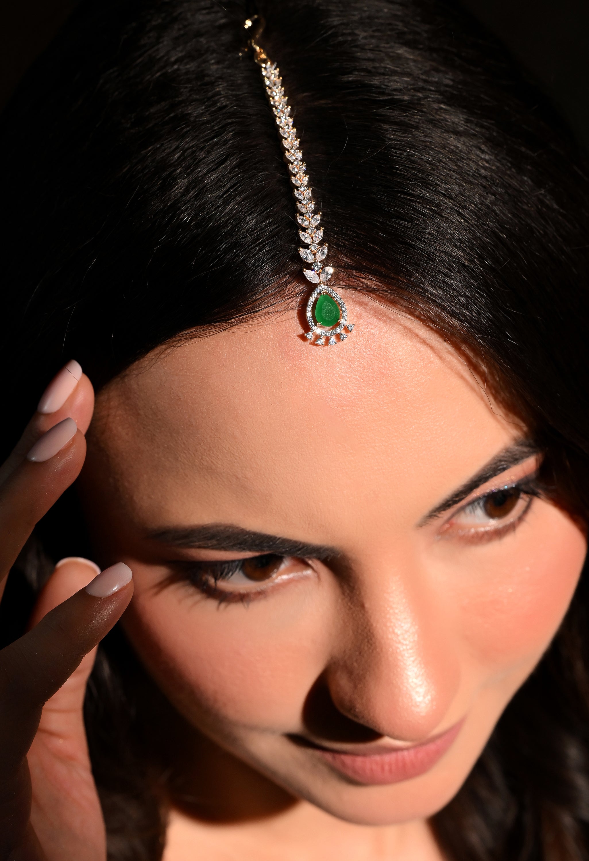 Emerald Spark Maang Tikka