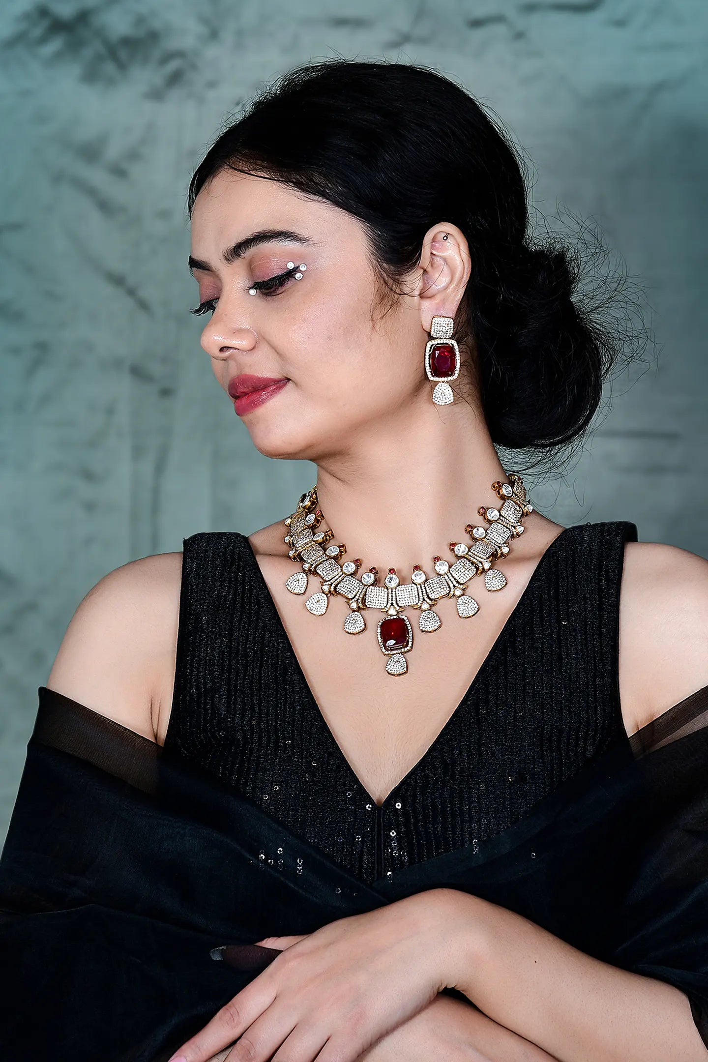 Suhani Necklace Set