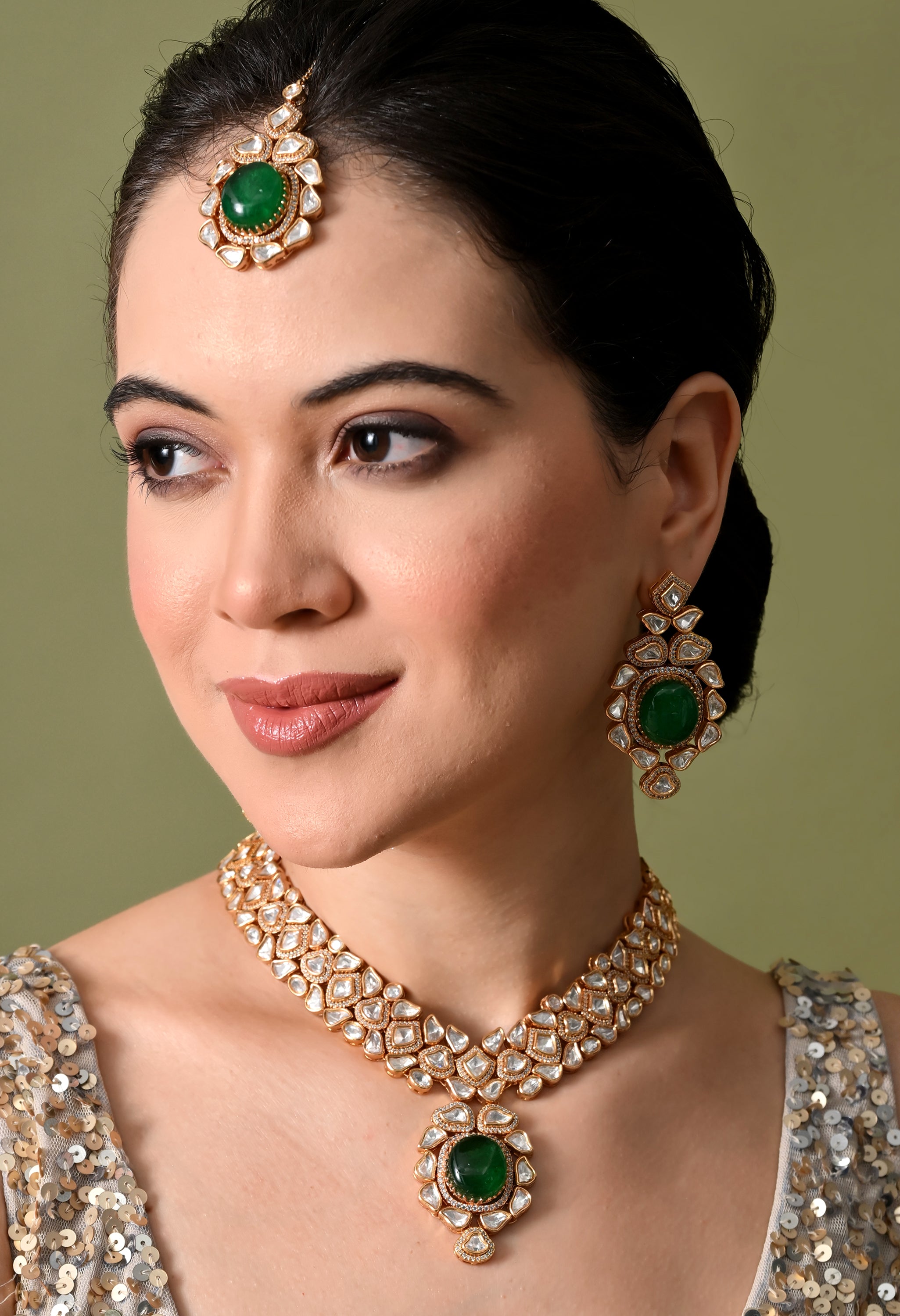 Elegant Sparkle Necklace of Dreams