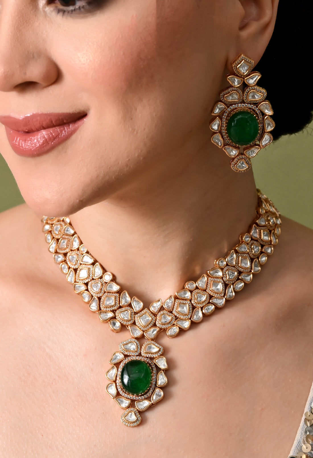 Elegant Sparkle Necklace of Dreams