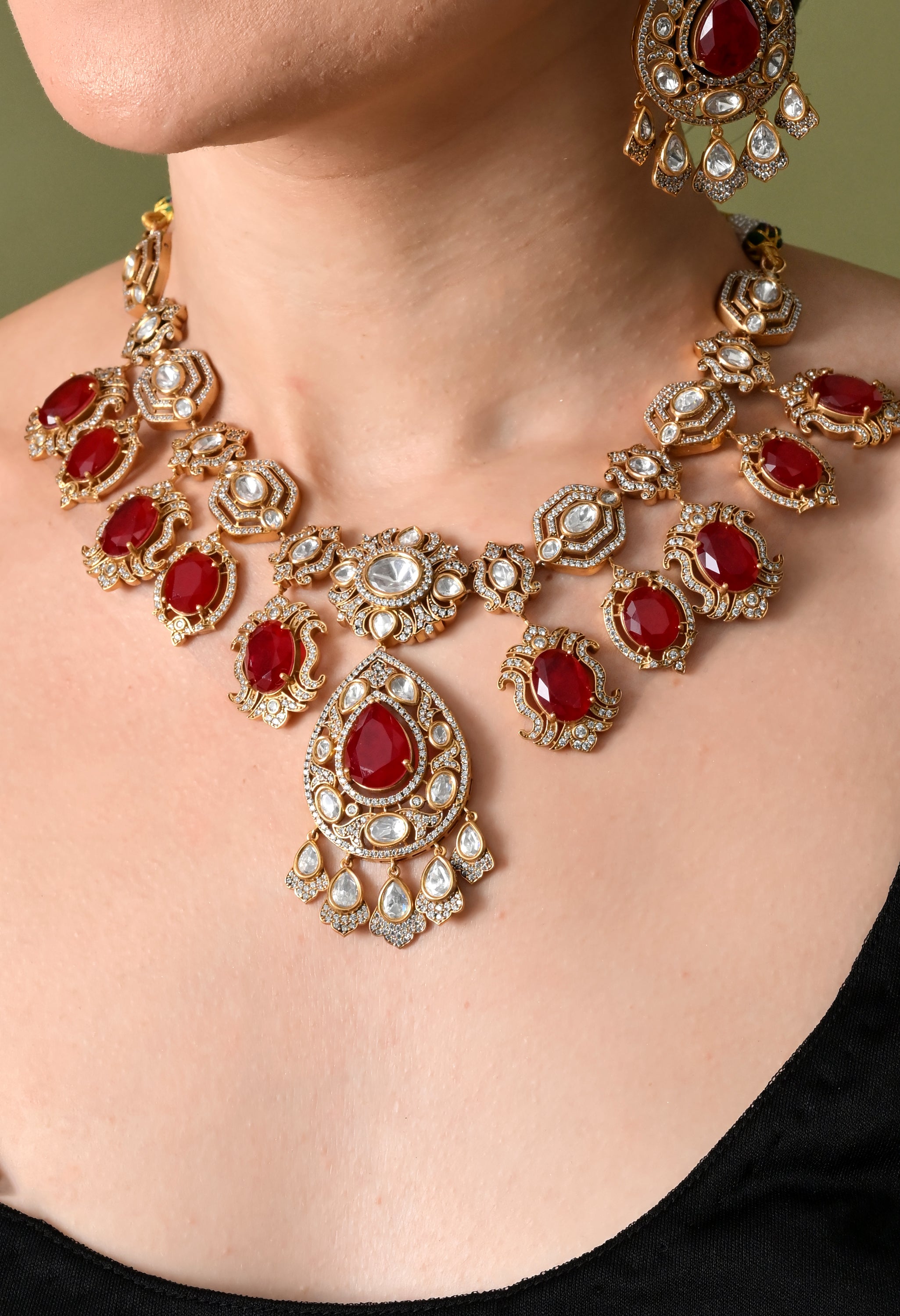 Royal Ruby Queen Bridal Set