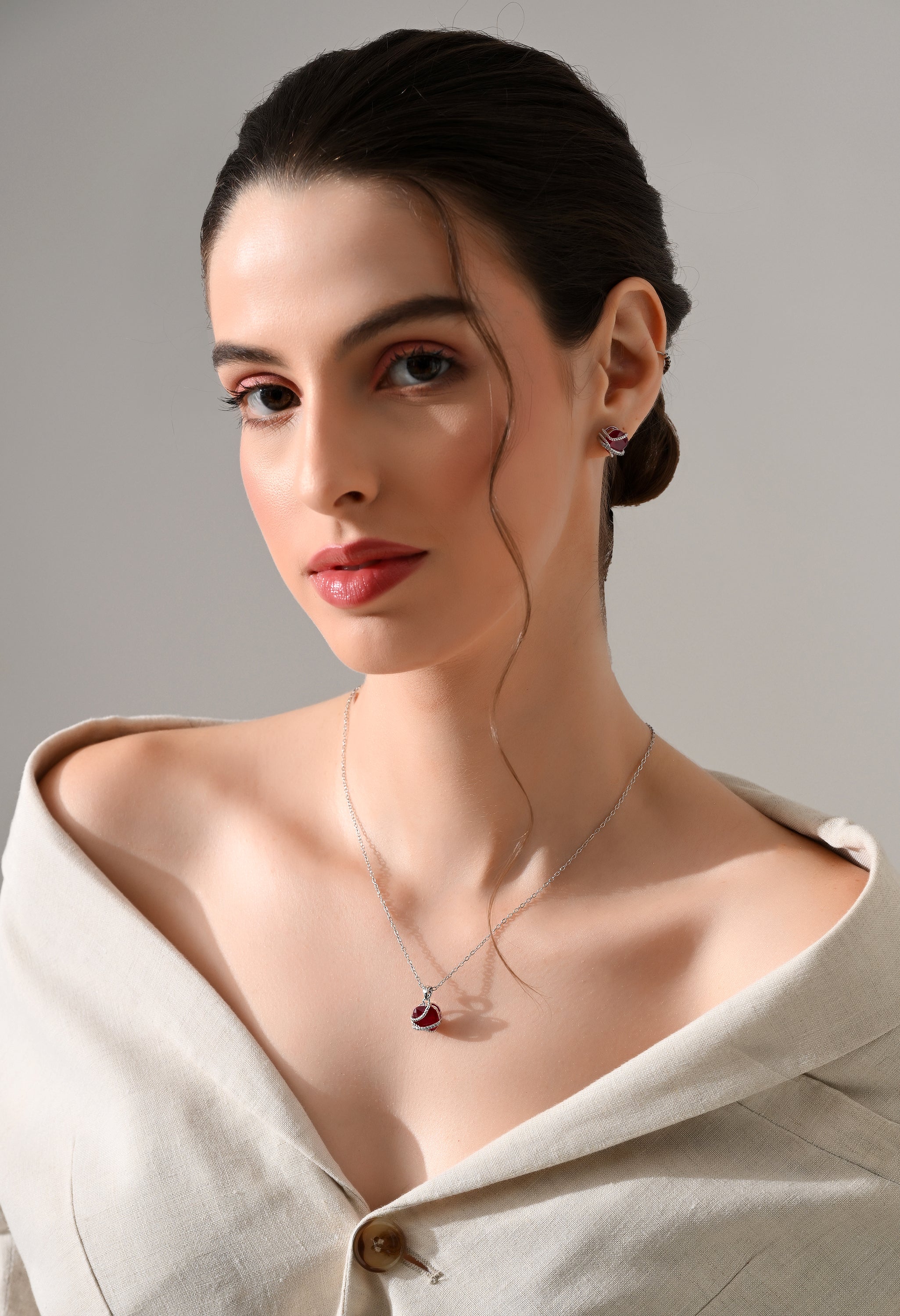 Crimson Charm Heart Pendant Set