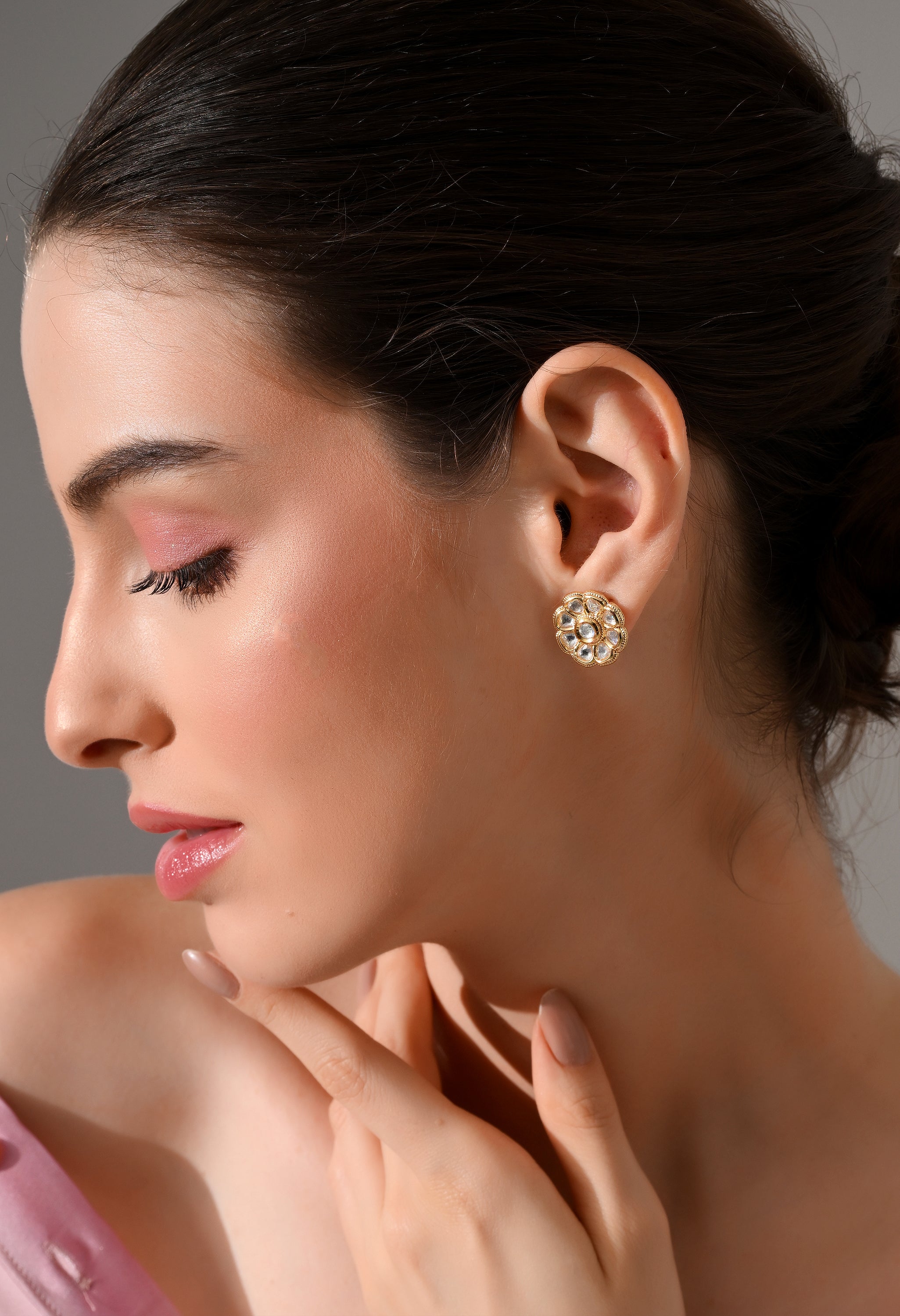 Golden Aura Kundan Floral Stud Earrings
