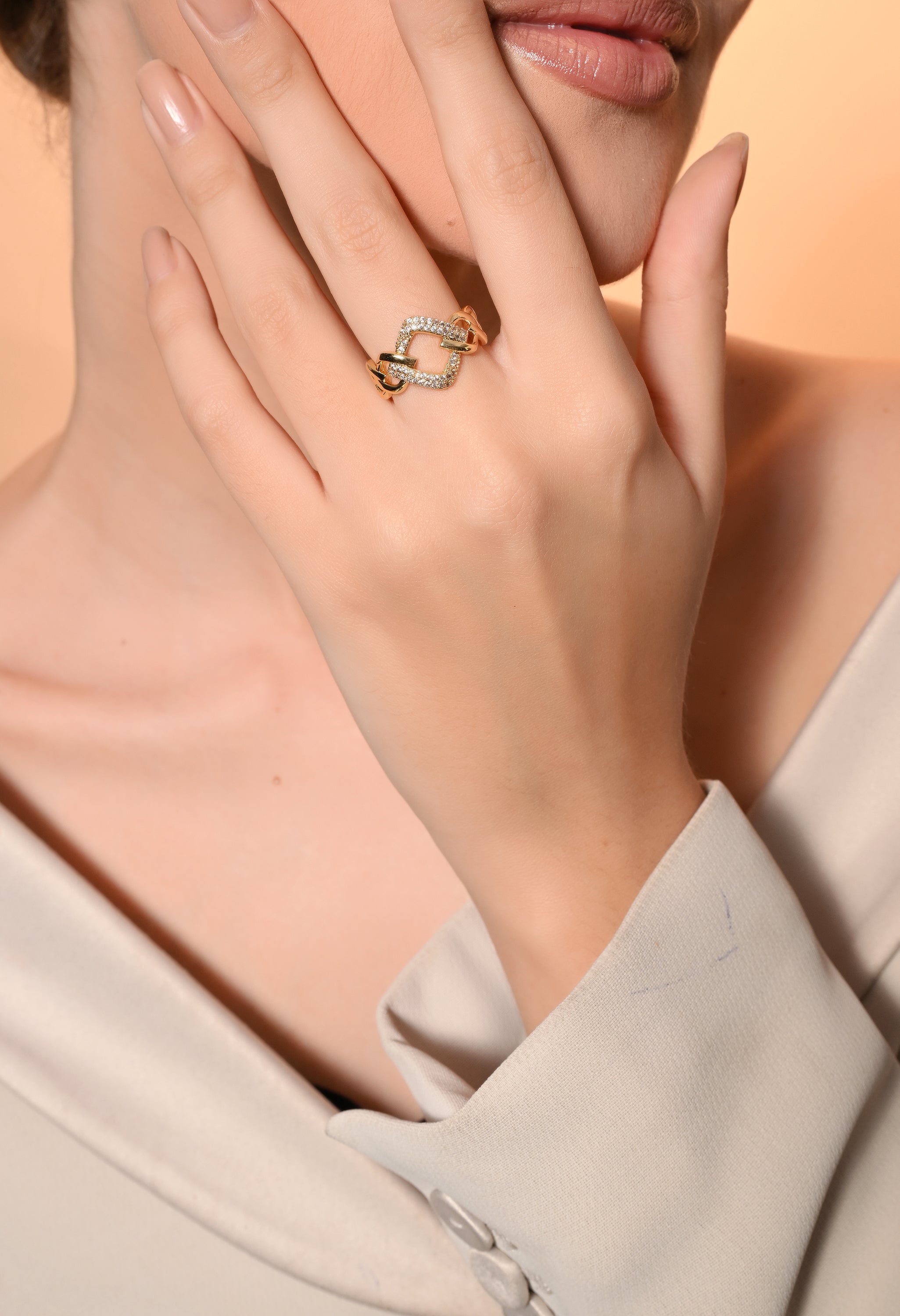 Golden Link Luxe Ring