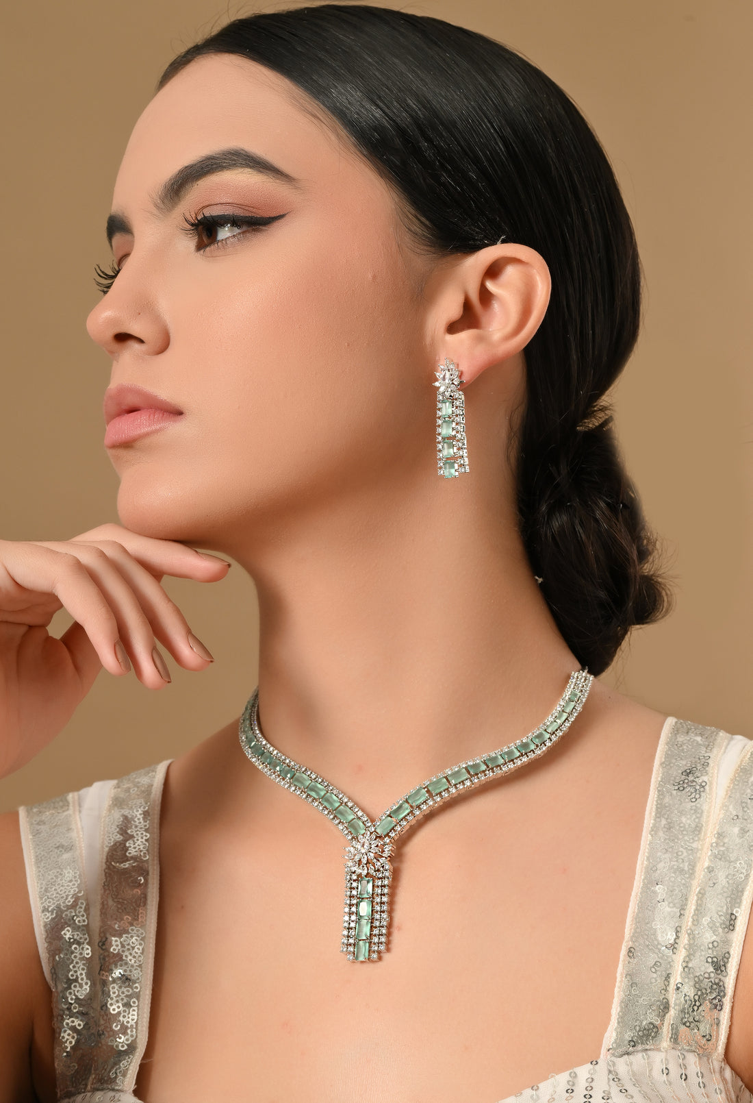 Enchanting Emerald Elegance Necklace Set