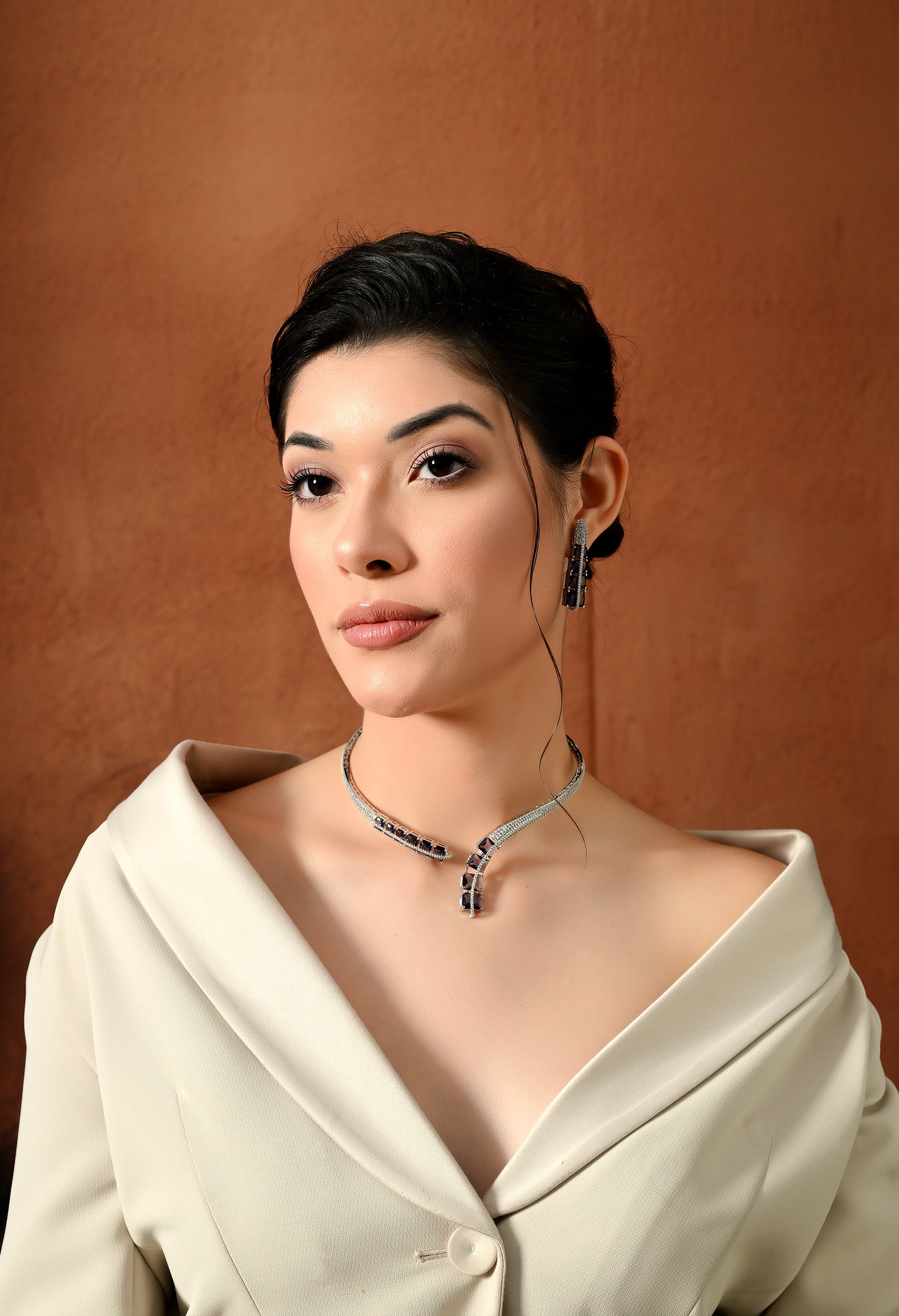 Elegant Sparkling Silver Curve Set