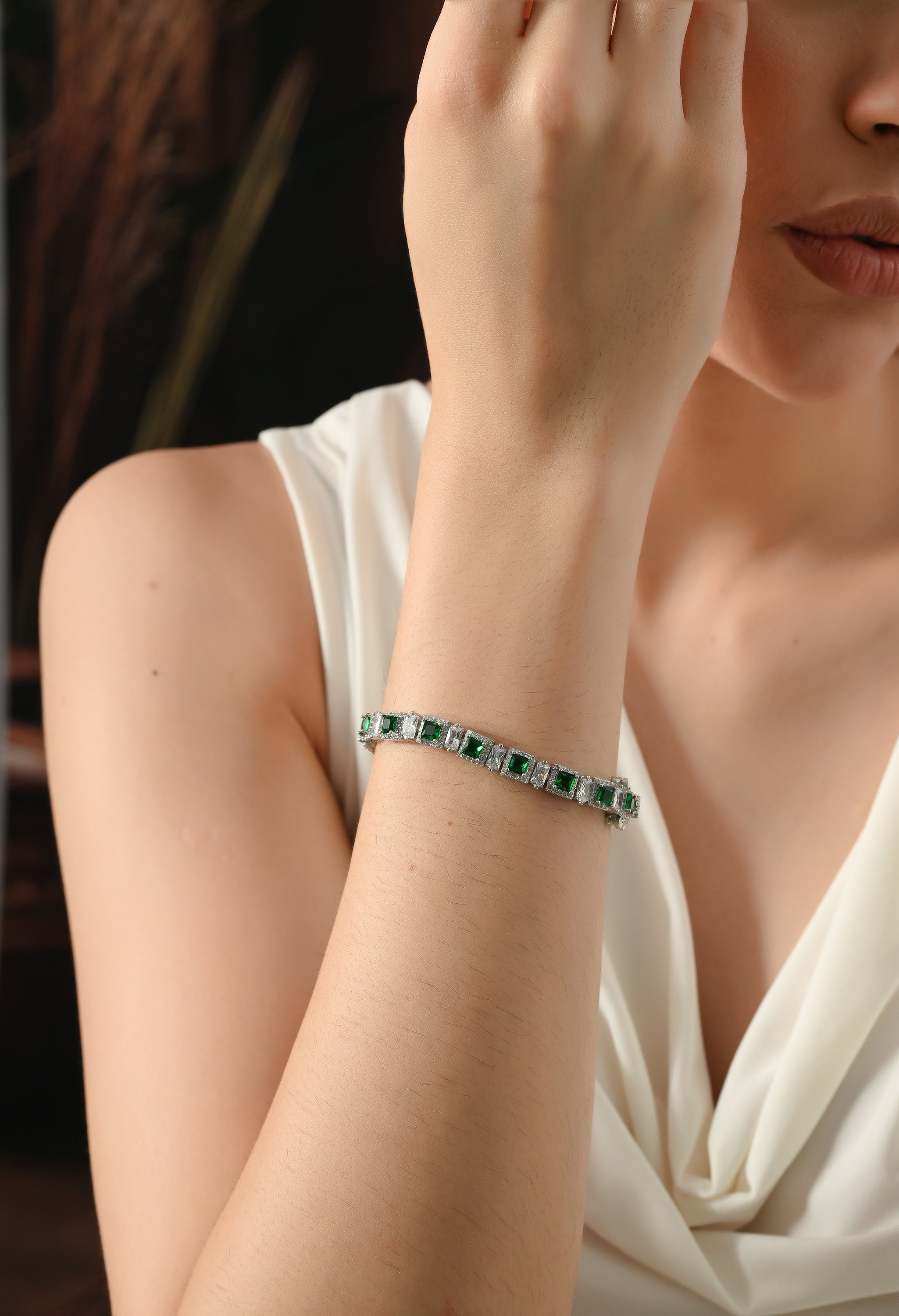Royal Emerald Elegance Bracelet