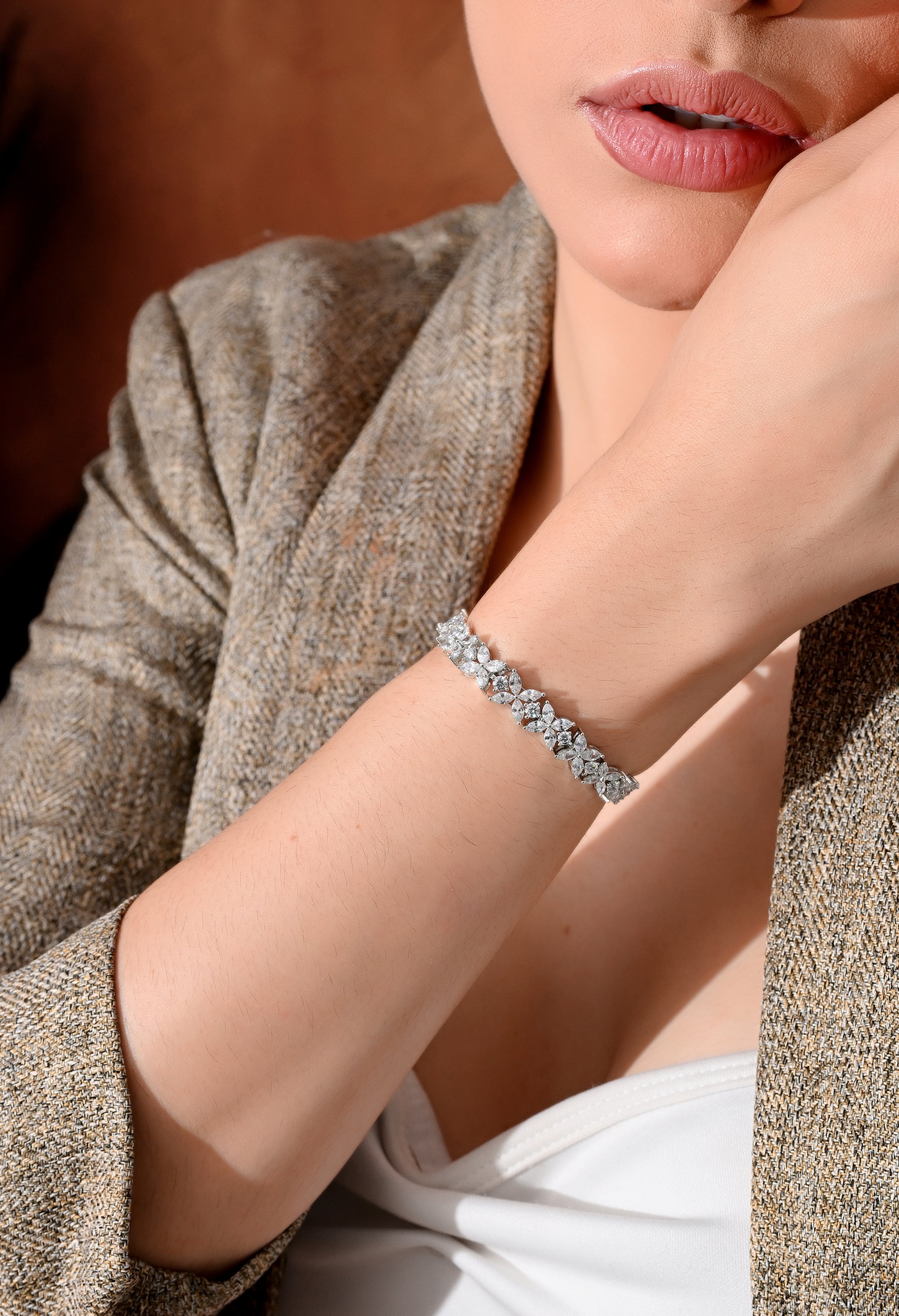 Sparkling Silver Elegance Star Bracelet