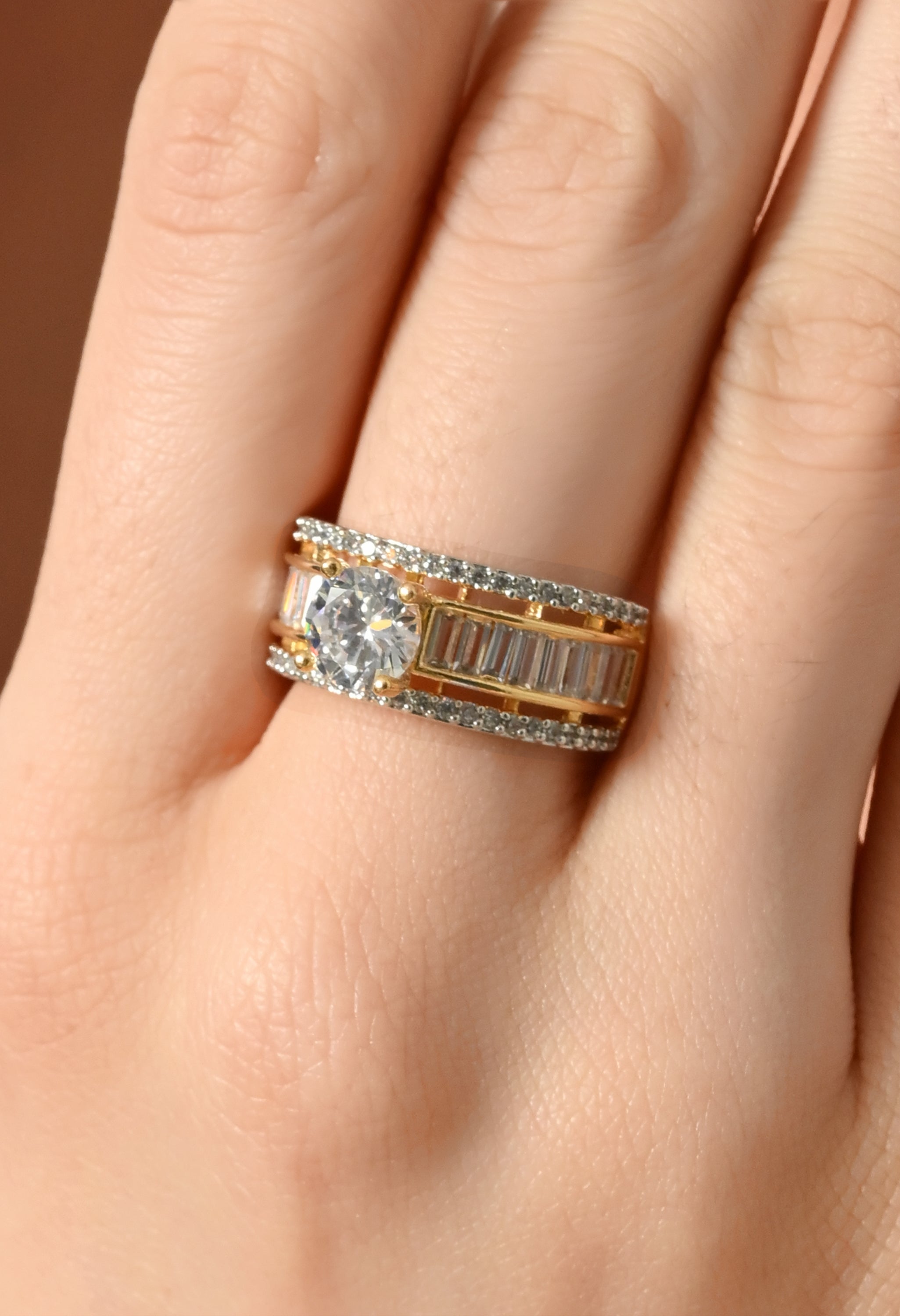 Golden Sparkle Crown Wedding Ring