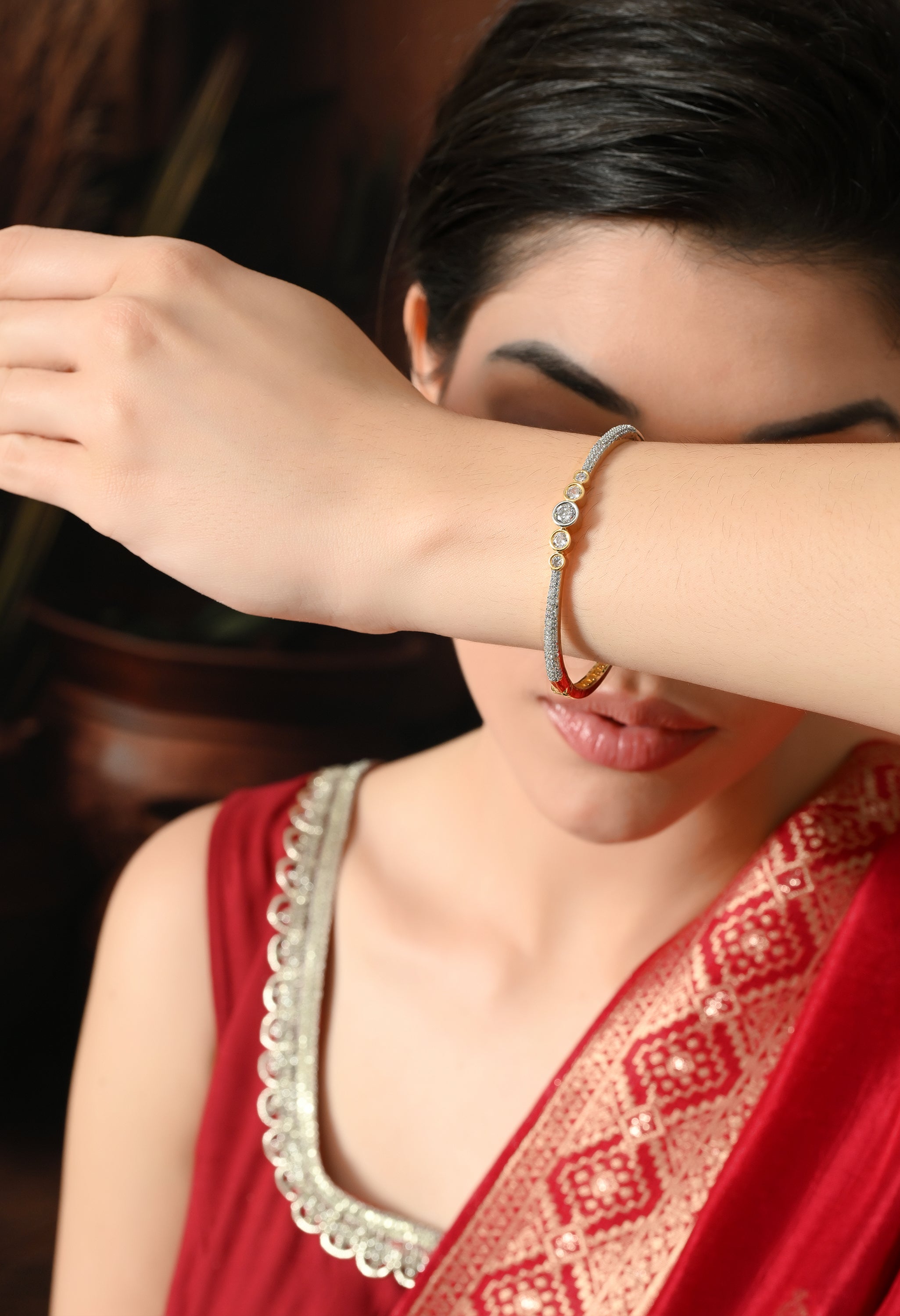 Golden Glow Sparkle Stone Bracelet