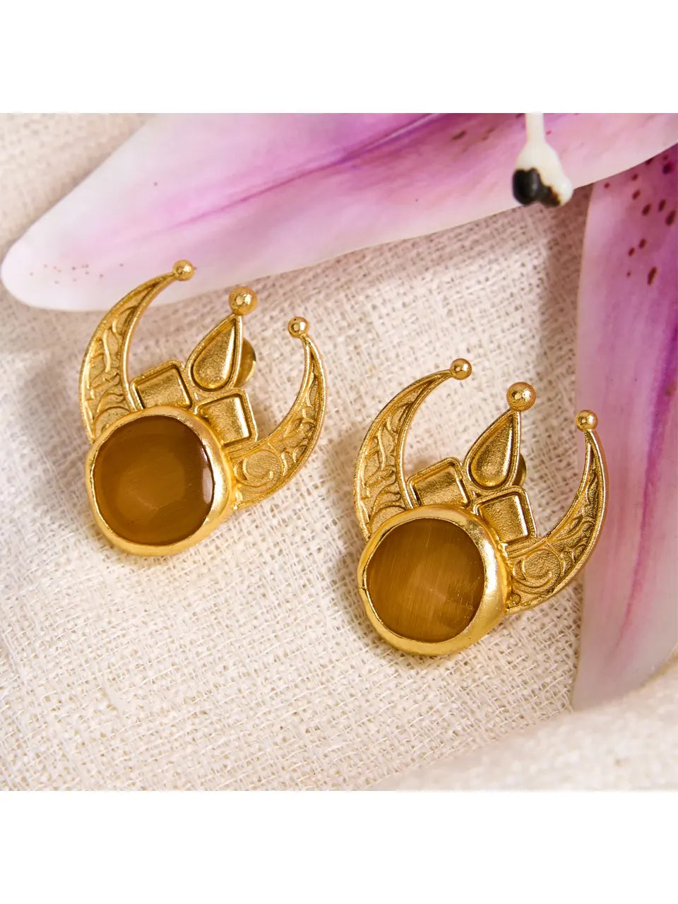 Regal Radiance Earrings