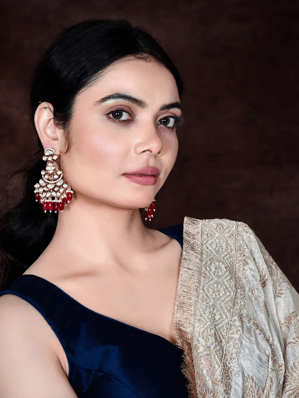 Neeksha Earring