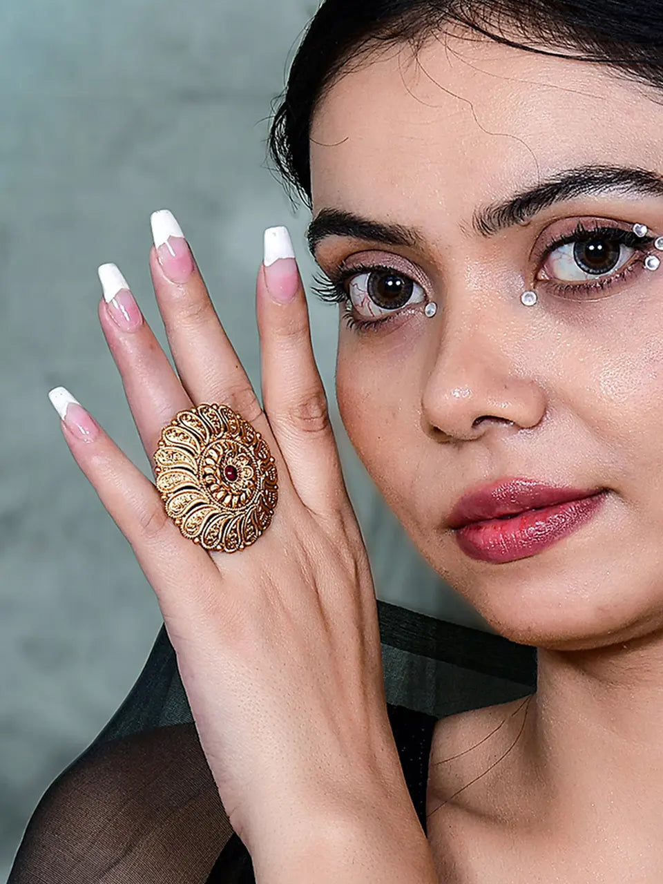 Samara Finger Ring