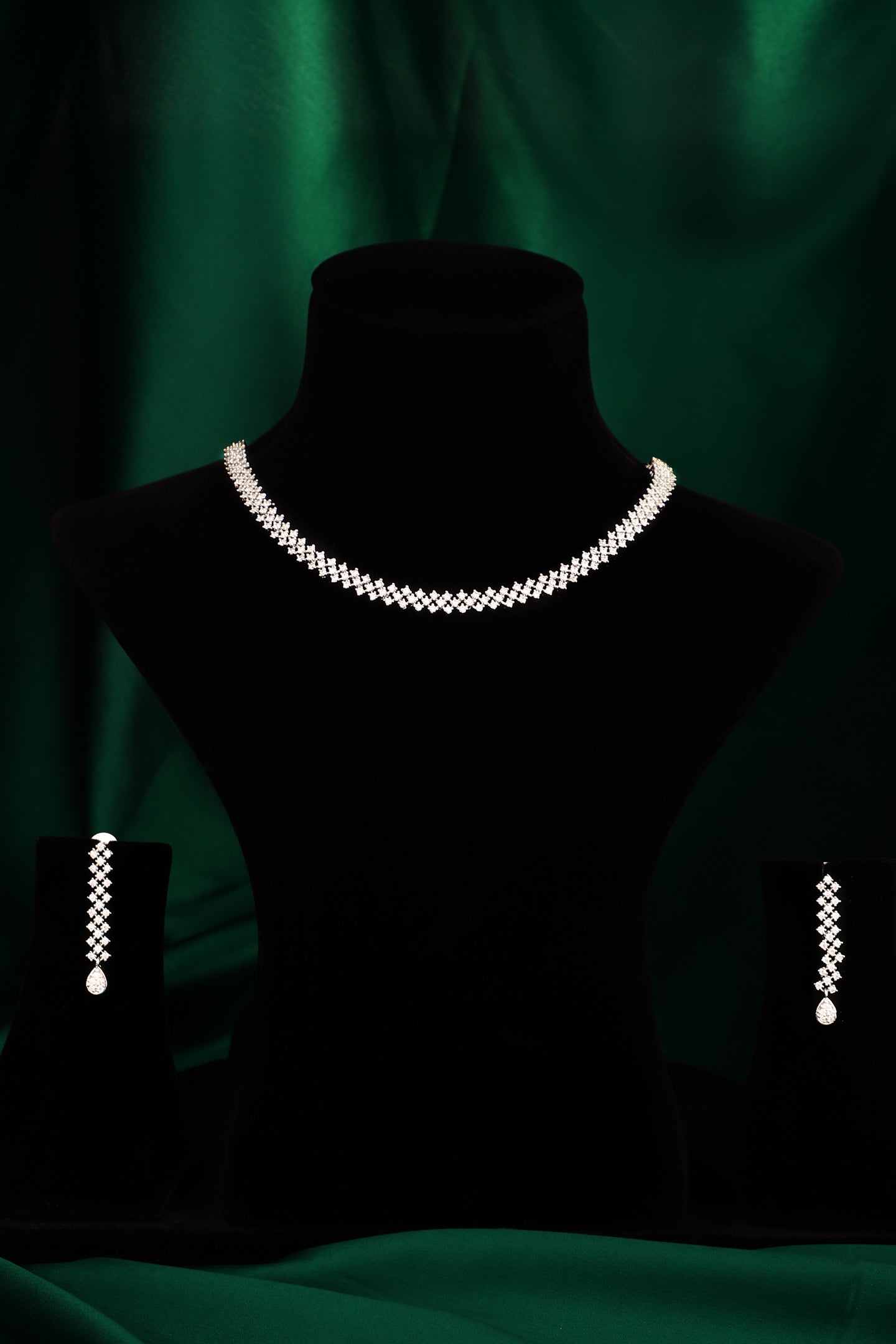 Layla Necklace Set