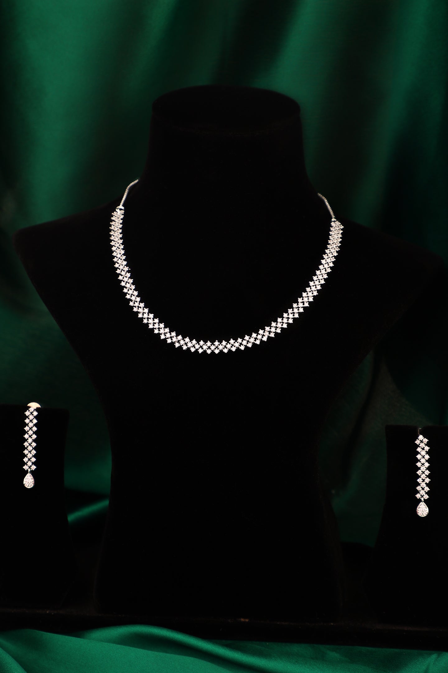 Layla Necklace Set