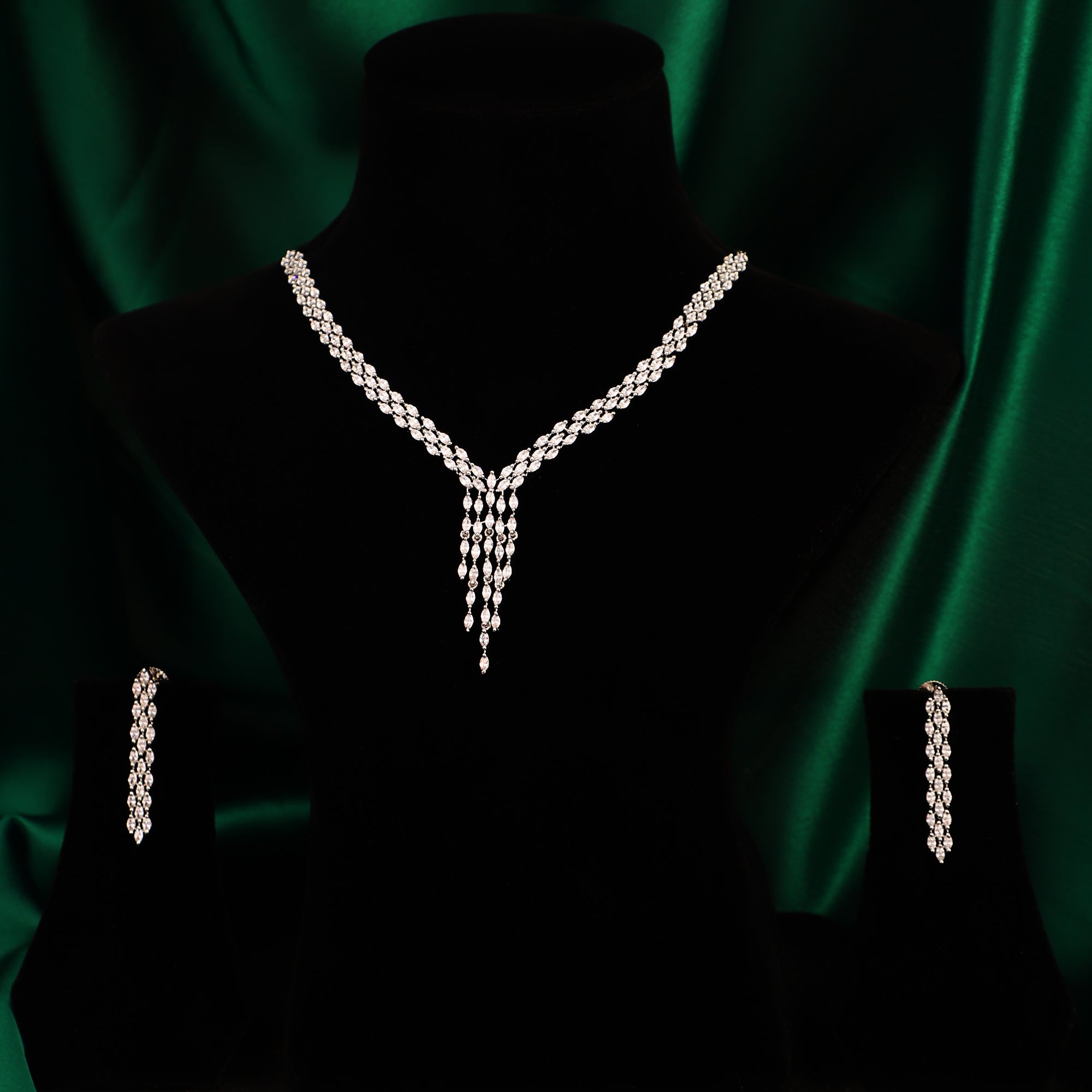 Aliza Necklace Set