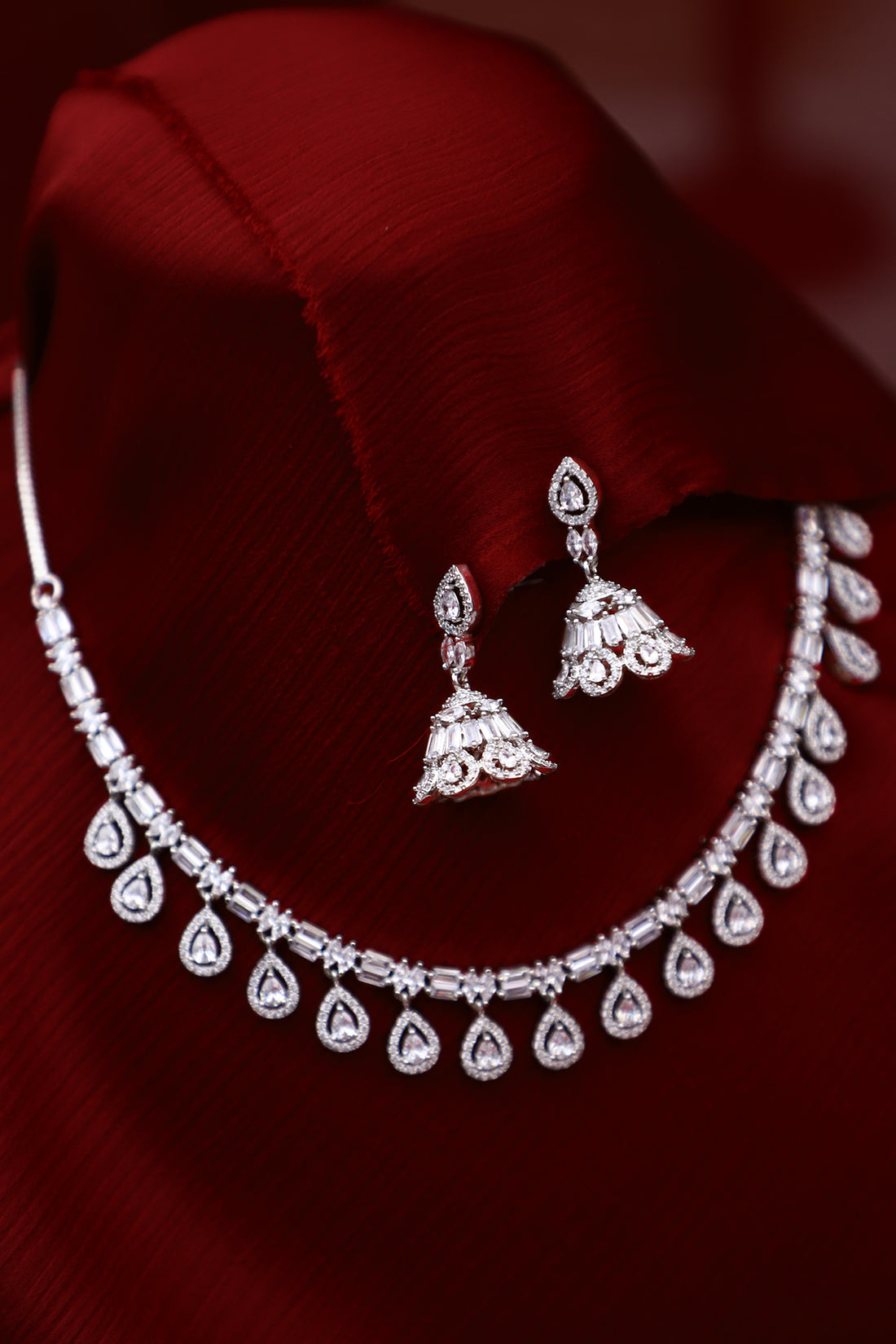 Stellar Glow Necklace