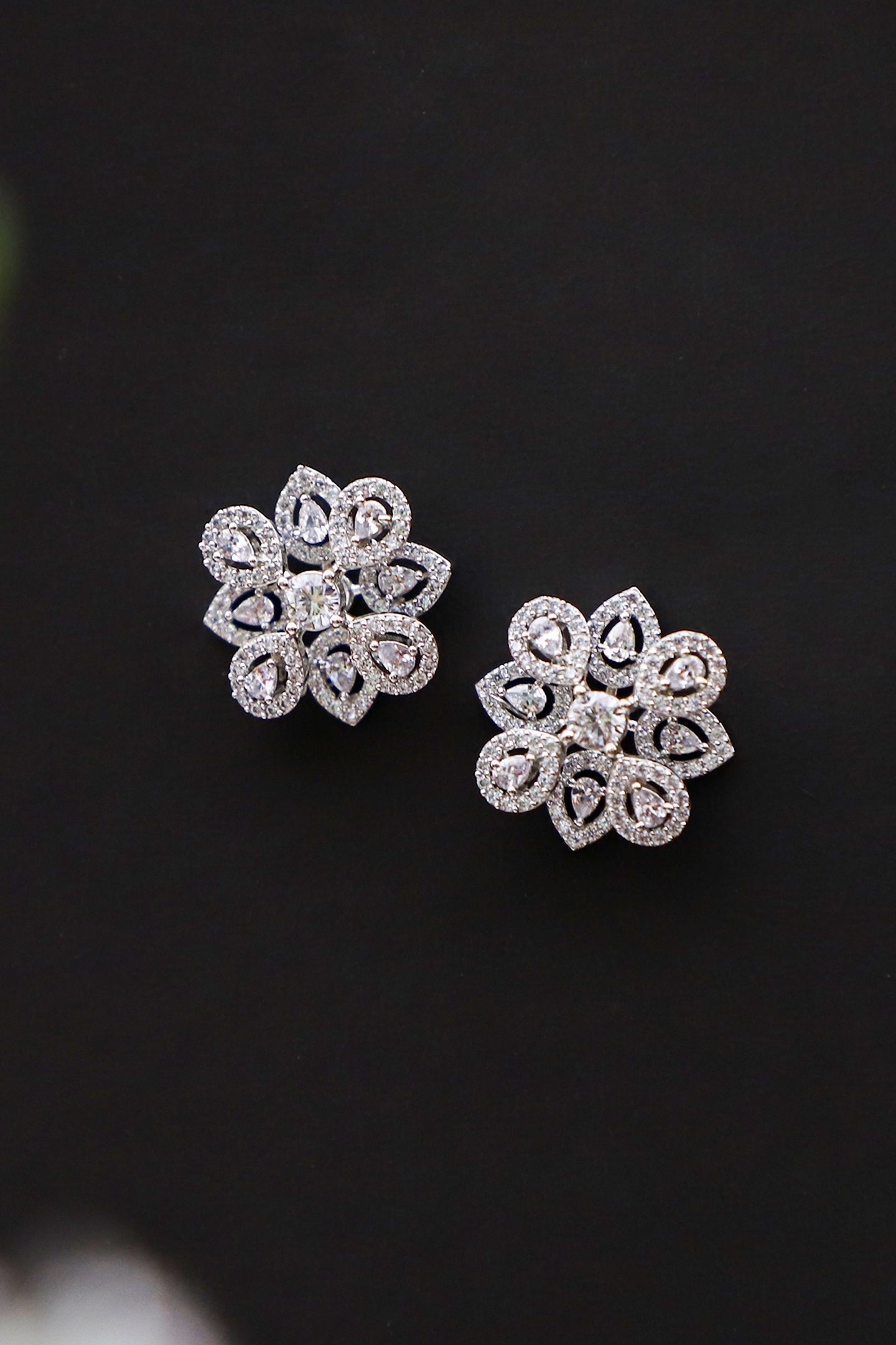 Hania Earrings