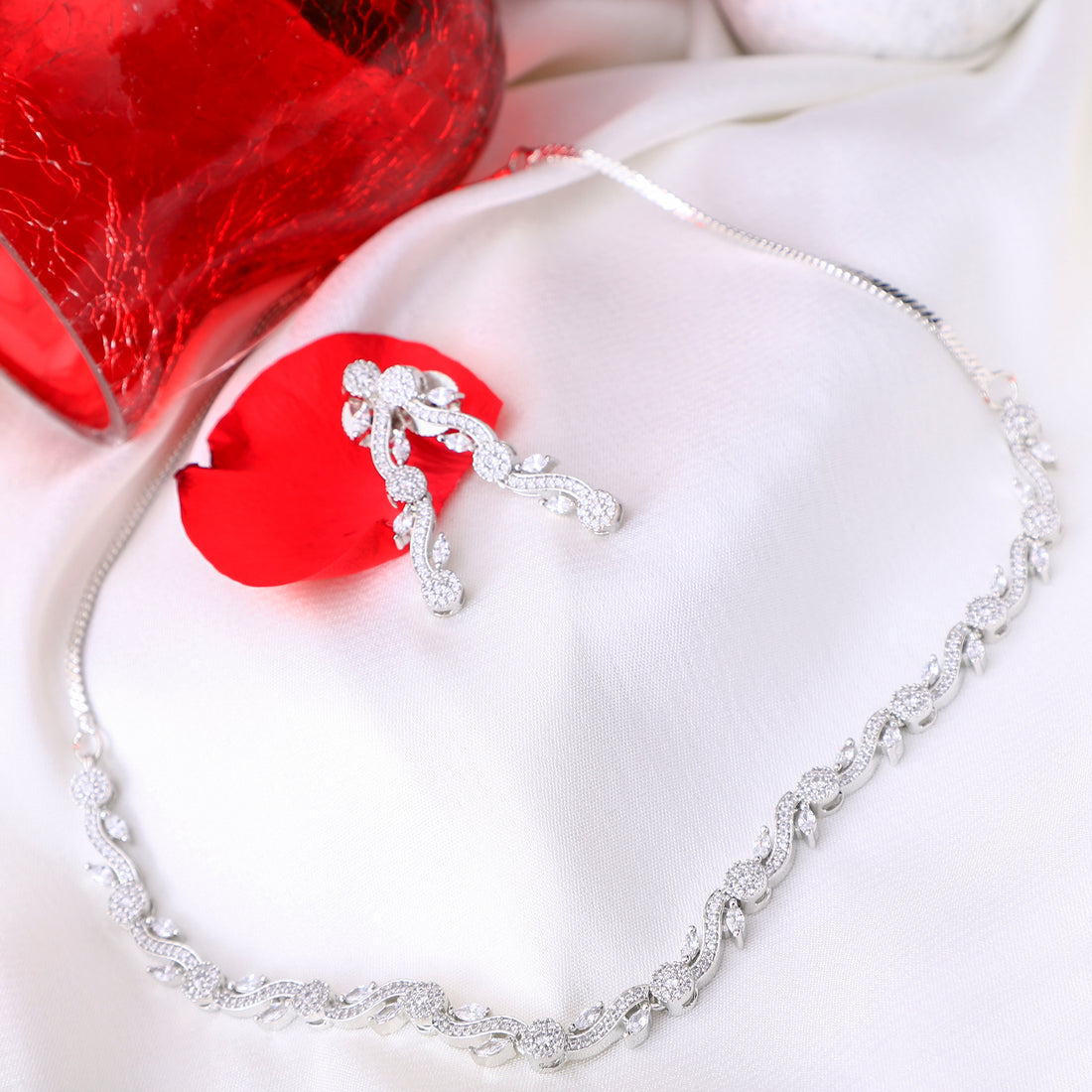 Blossoming Elegance Necklace Set