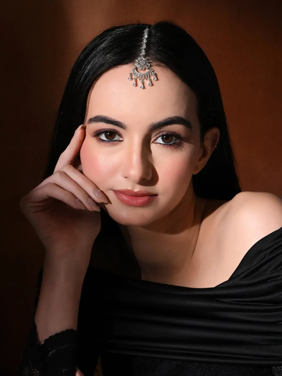 Moonlit Charm Maang Tikka