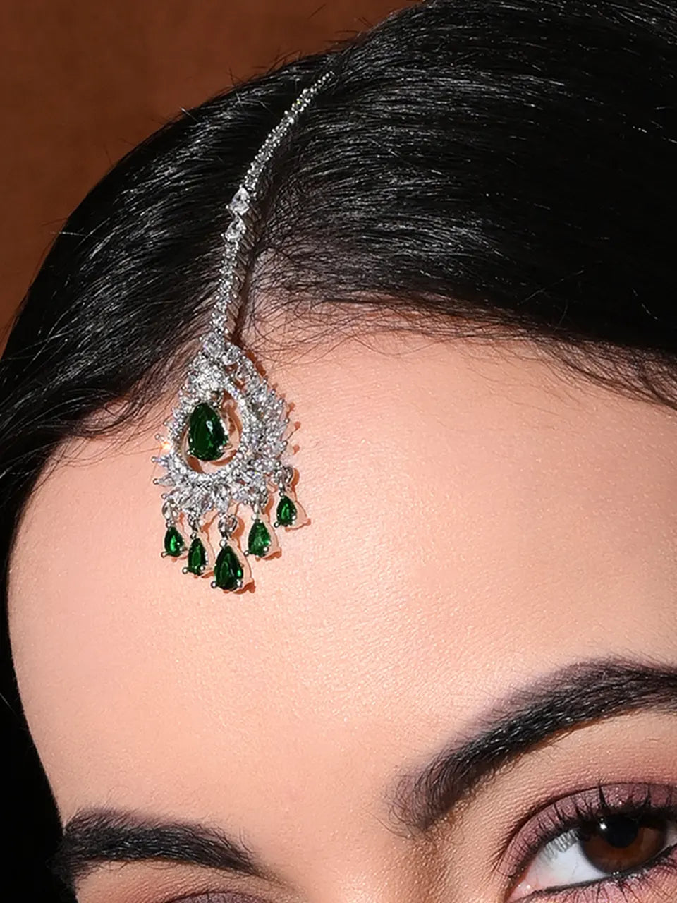 Emerald Grace Maang Tikka