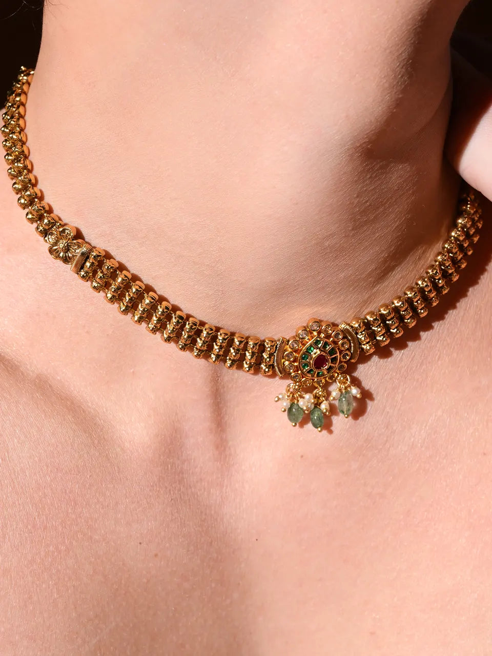 Emerald Rosette Choker Set