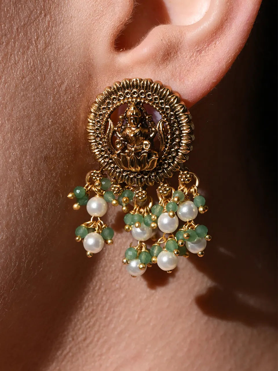 Emerald Temple Grace Choker Set