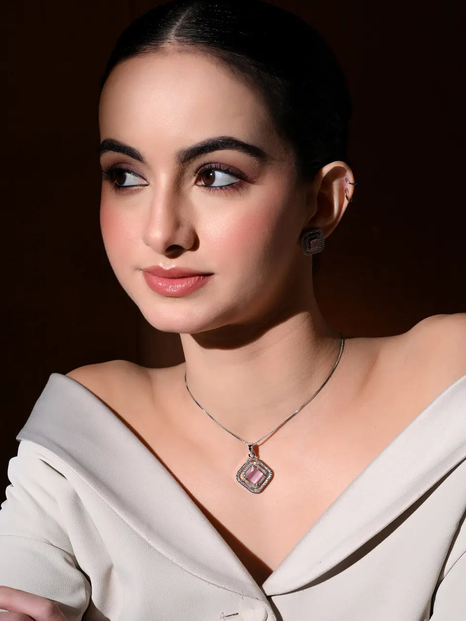 Blush Square Elegance Set