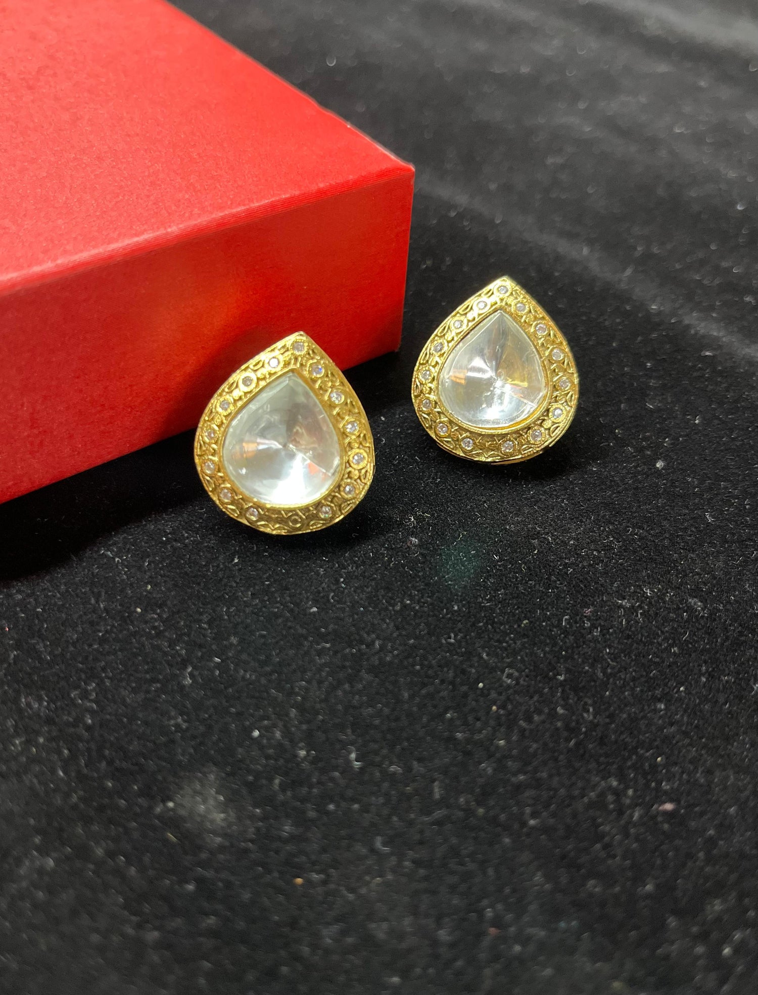 Cristal Type Earring