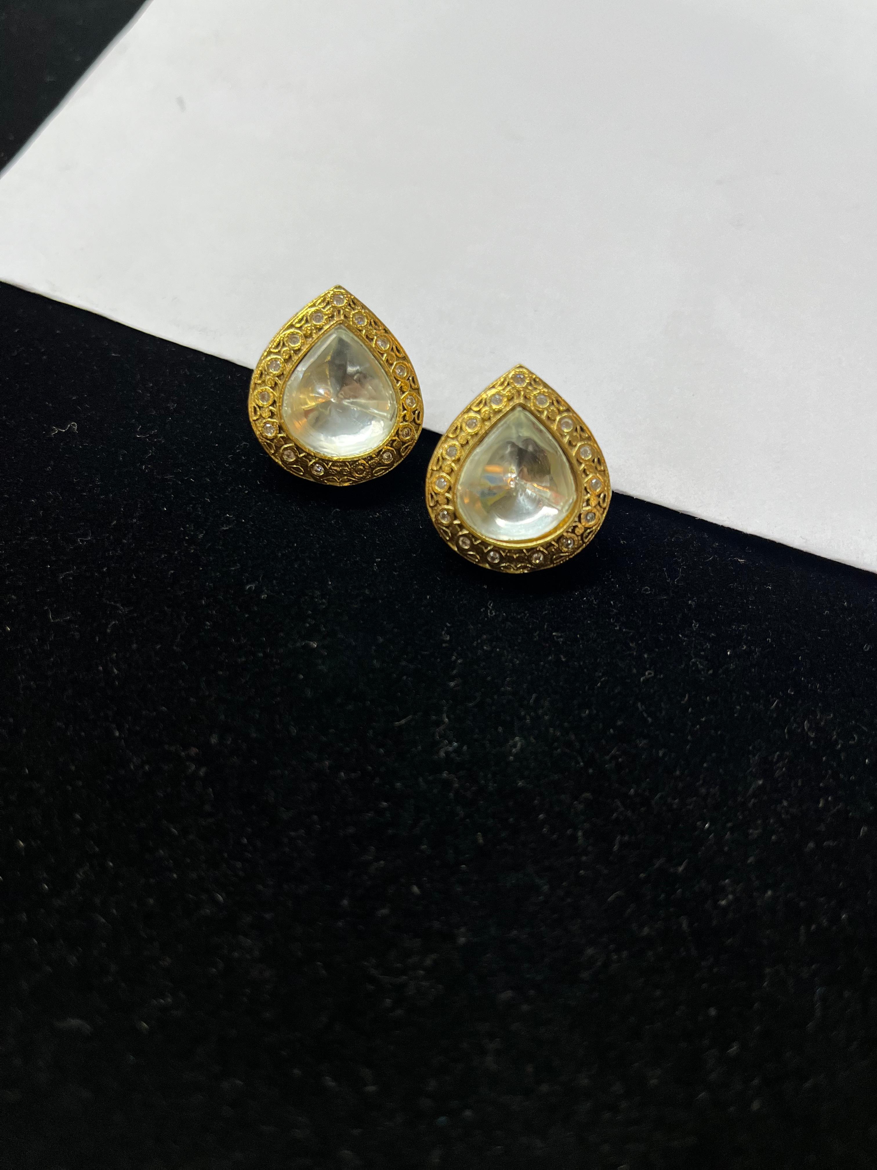 Cristal Type Earring