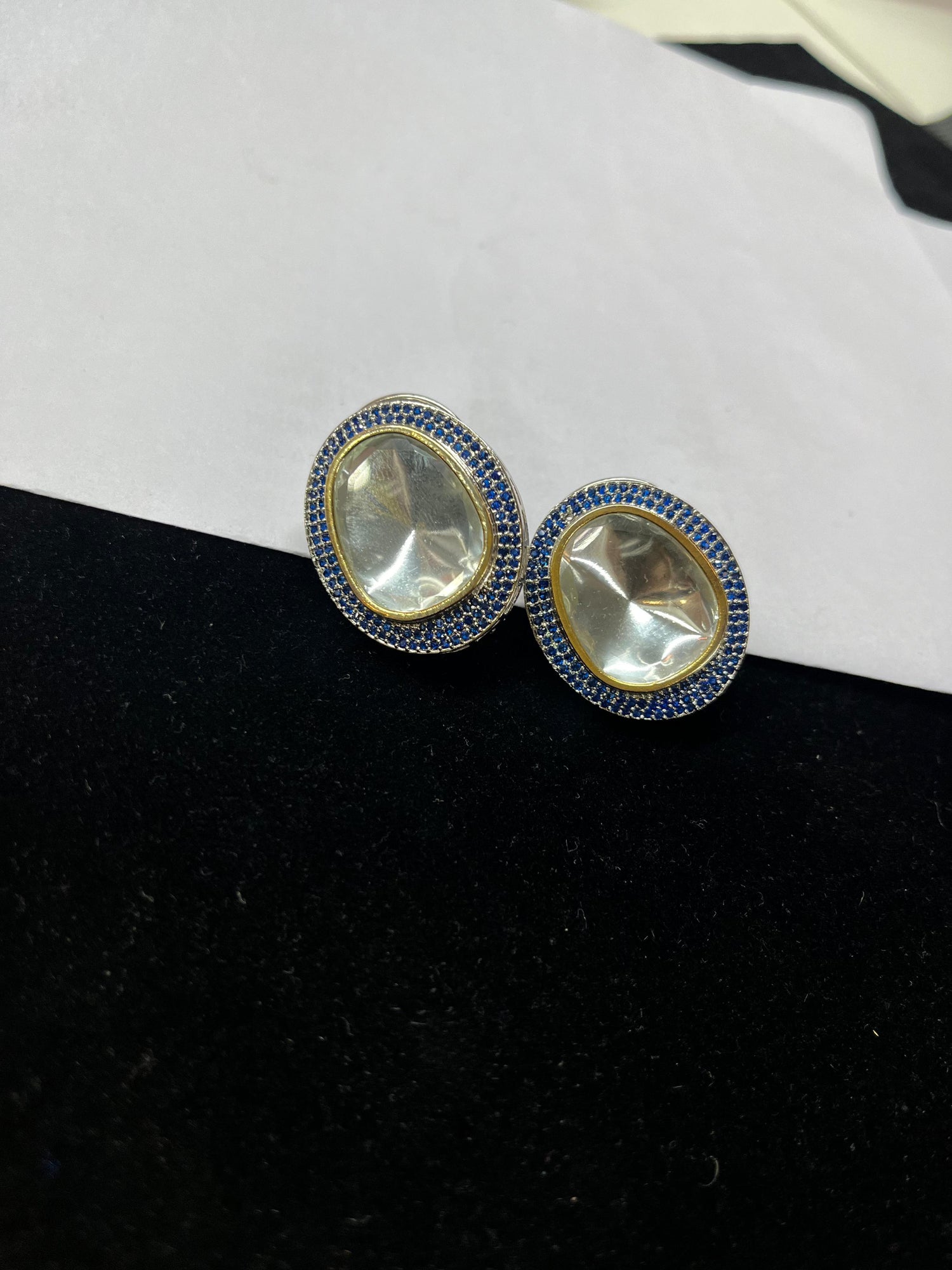 Shrifer Earring