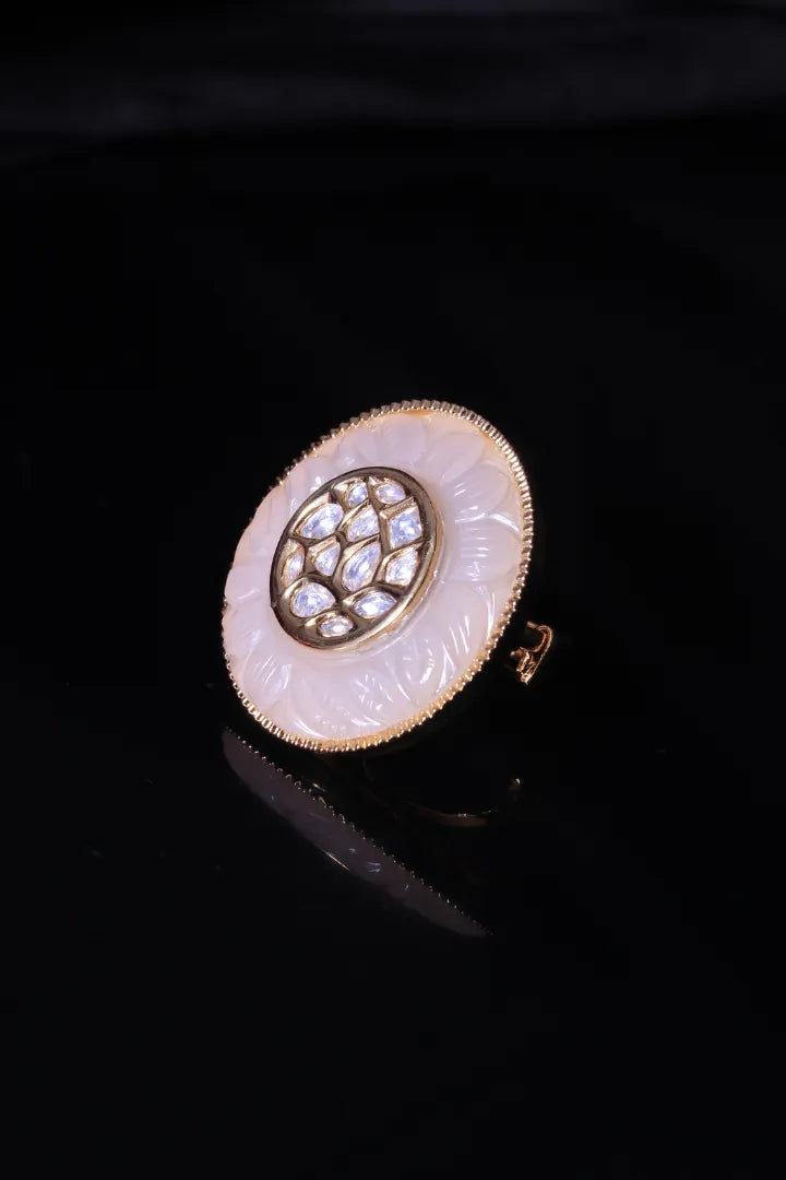 Abhilasa Finger Ring