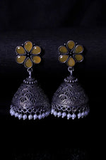 Load image into Gallery viewer, Paakhi Earrings
