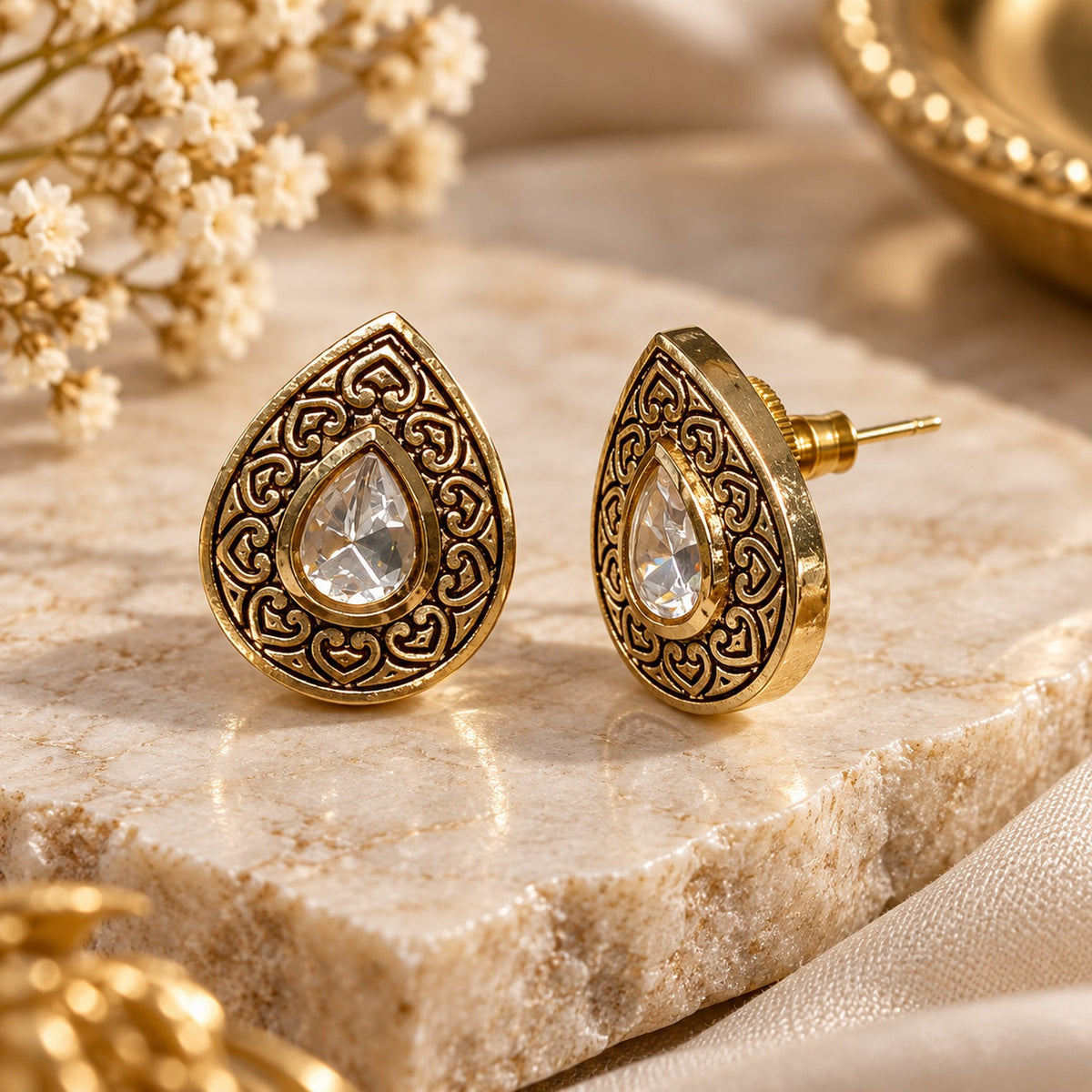 Noor Teardrop Stud Earrings