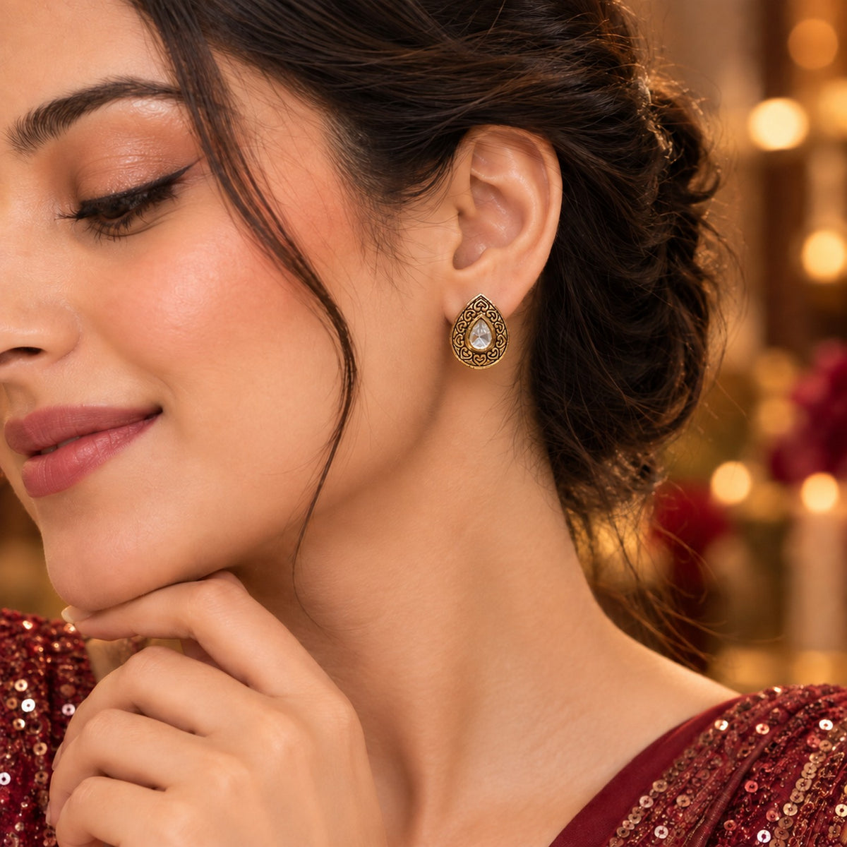 Noor Teardrop Stud Earrings