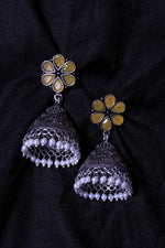 Load image into Gallery viewer, Paakhi Earrings
