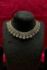 Load image into Gallery viewer, Aaditri Necklace
