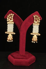 Load image into Gallery viewer, Bhaargavi Earrings
