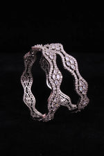 Load image into Gallery viewer, Kaylee Bangles
