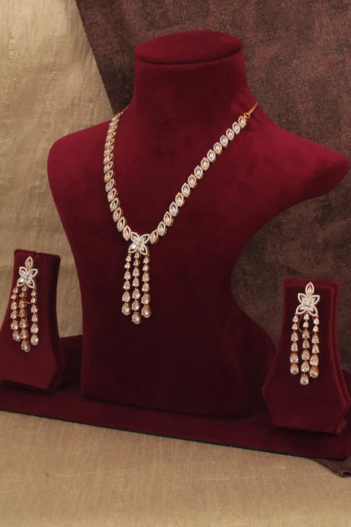 Freya Necklace Set