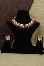 Load image into Gallery viewer, maroon kundan necklace
